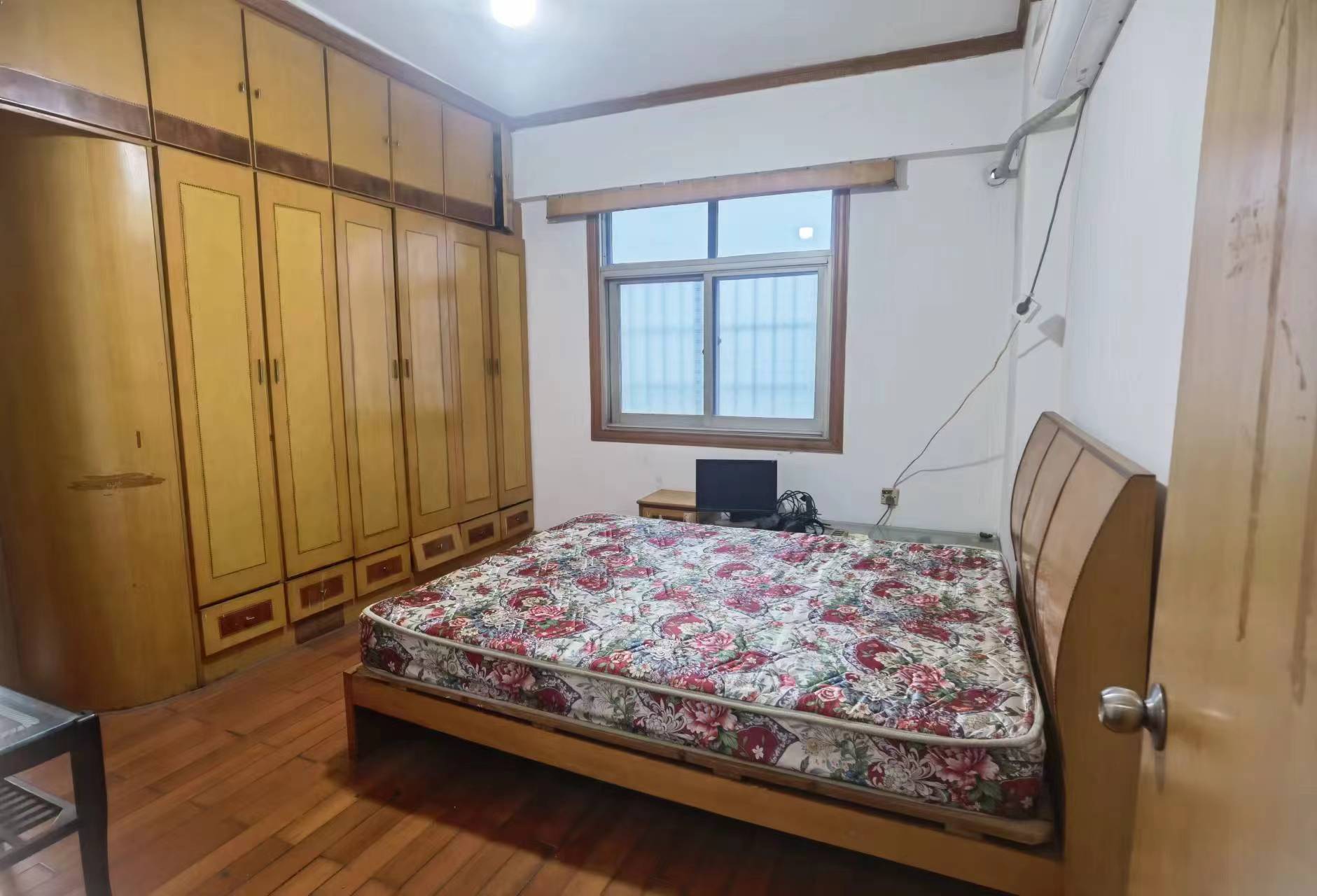 房兴大厦  3室2厅1卫    45.0万 房兴大厦  3室2厅1卫    45.0万室内图