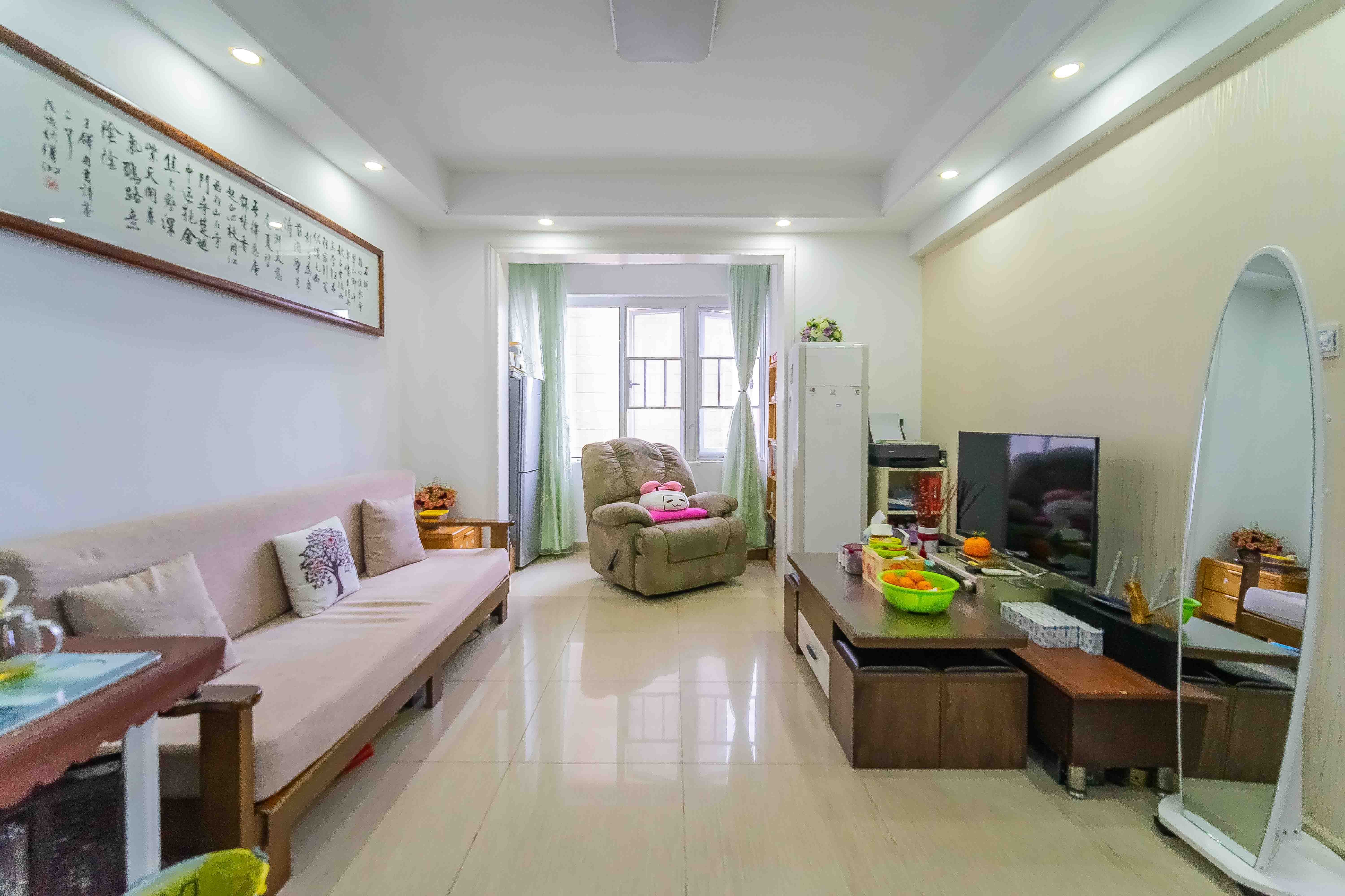 万科魅力之城 2室2厅1卫 63.9万 万科魅力之城 2室2厅1卫 63.9万客厅