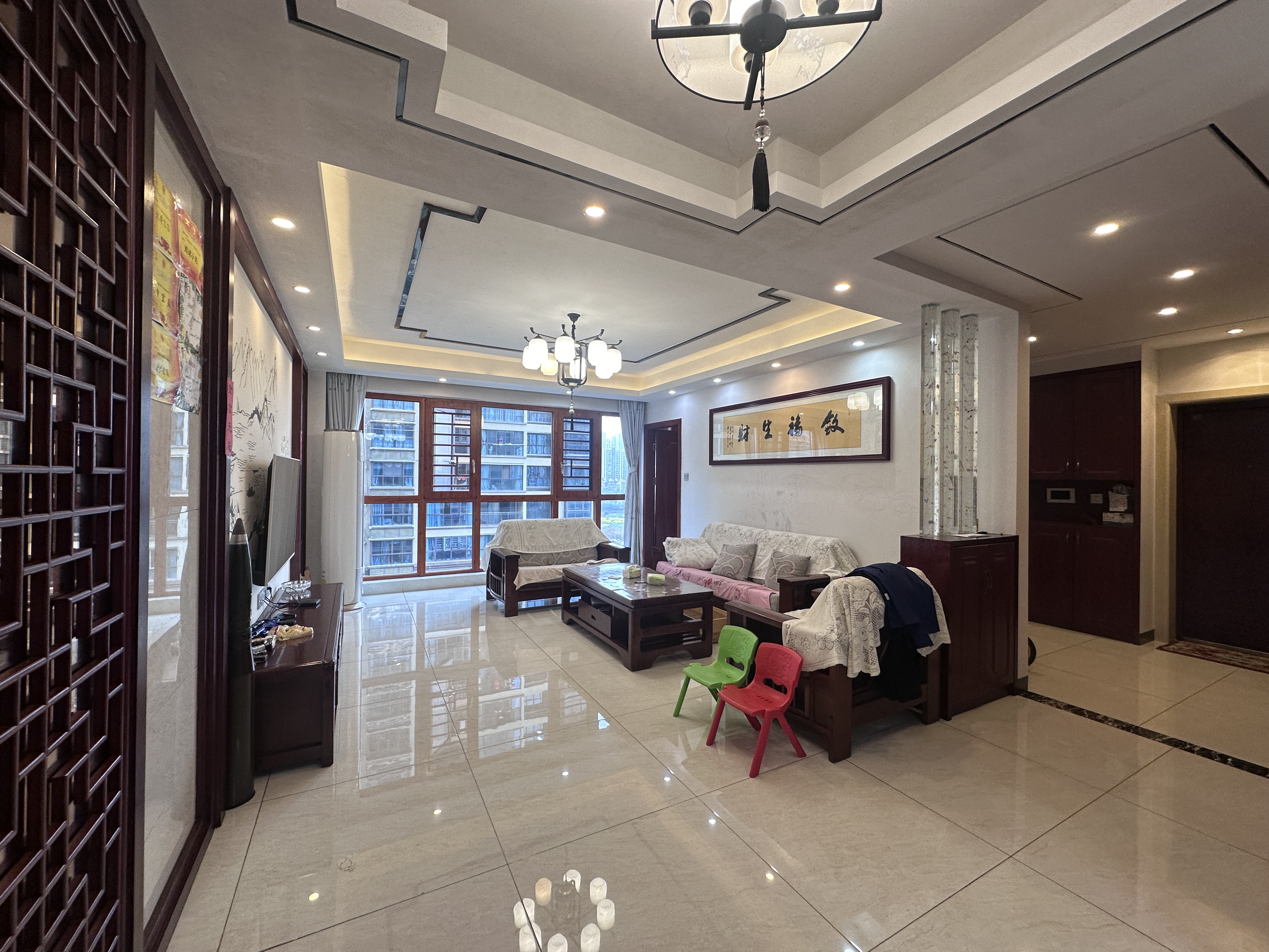 金河湾1881  3室2厅2卫   98.00万室内图1