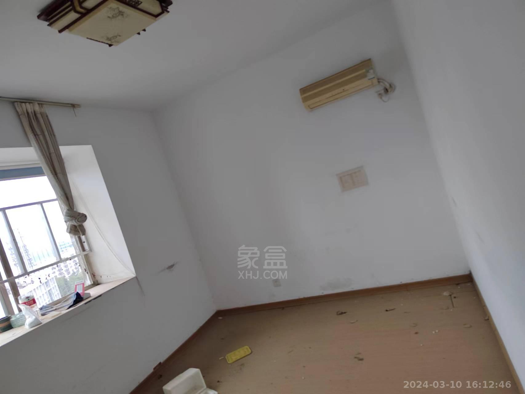 耀华大厦  3室2厅2卫   1400.00元/月室内图
