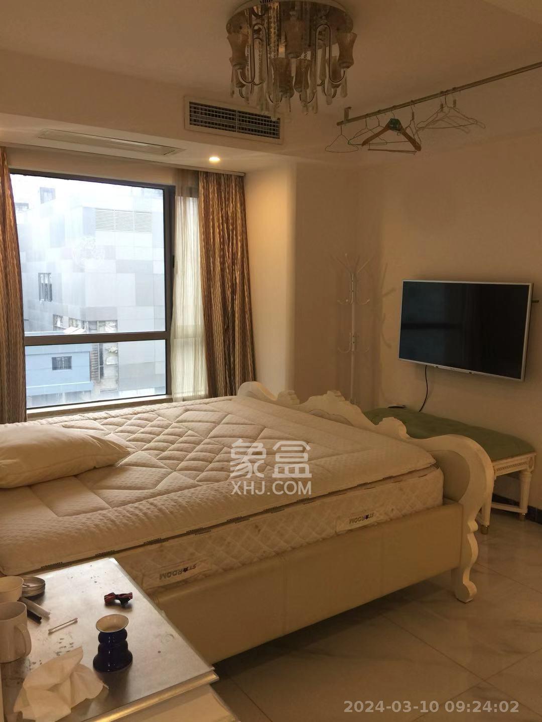 世茂铂翠湾一期  4室2厅2卫   3900.00元/月户型图