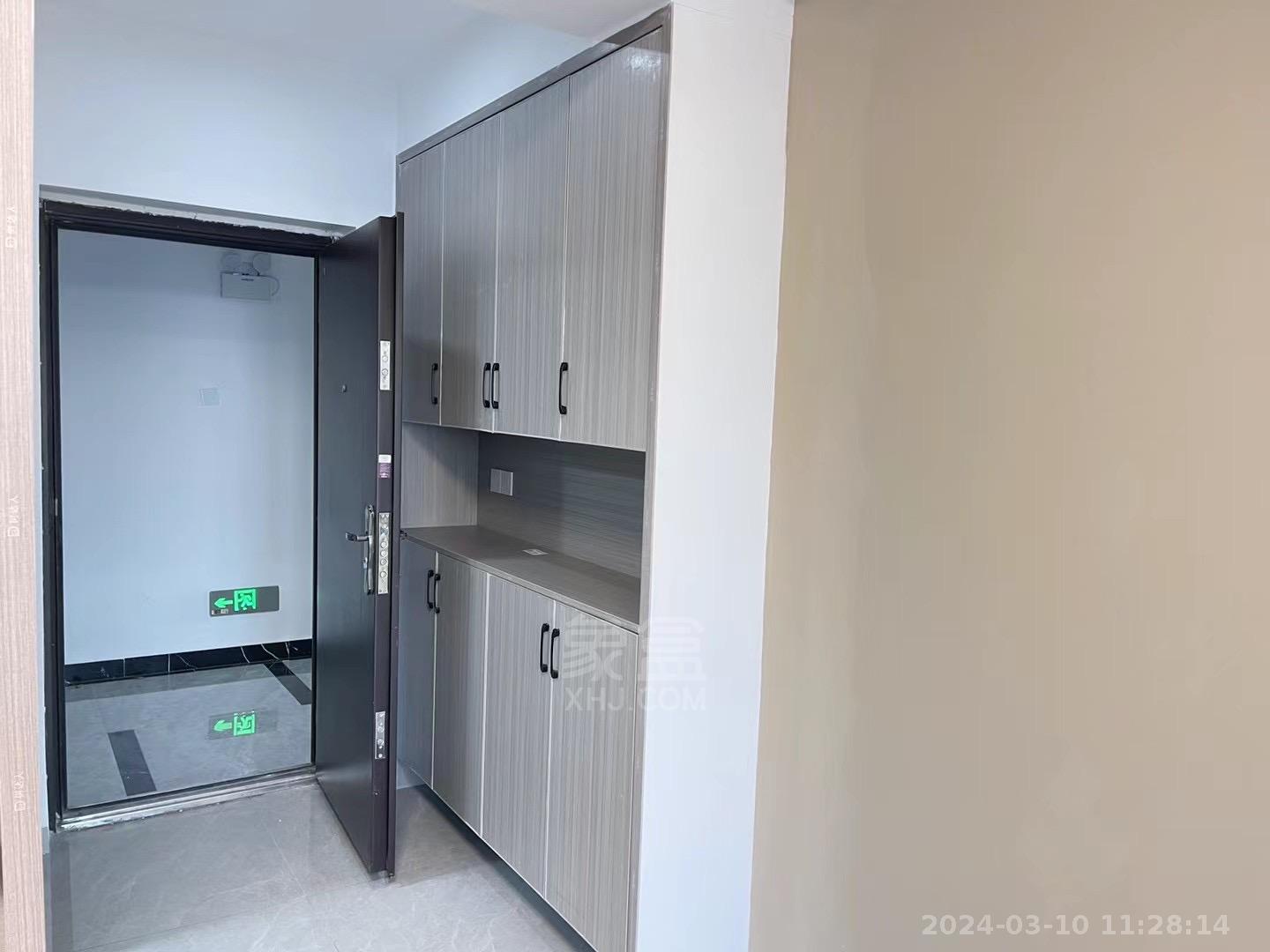 和顺天河广场（型格广场）  1室1厅1卫   1300.00元/月室内图
