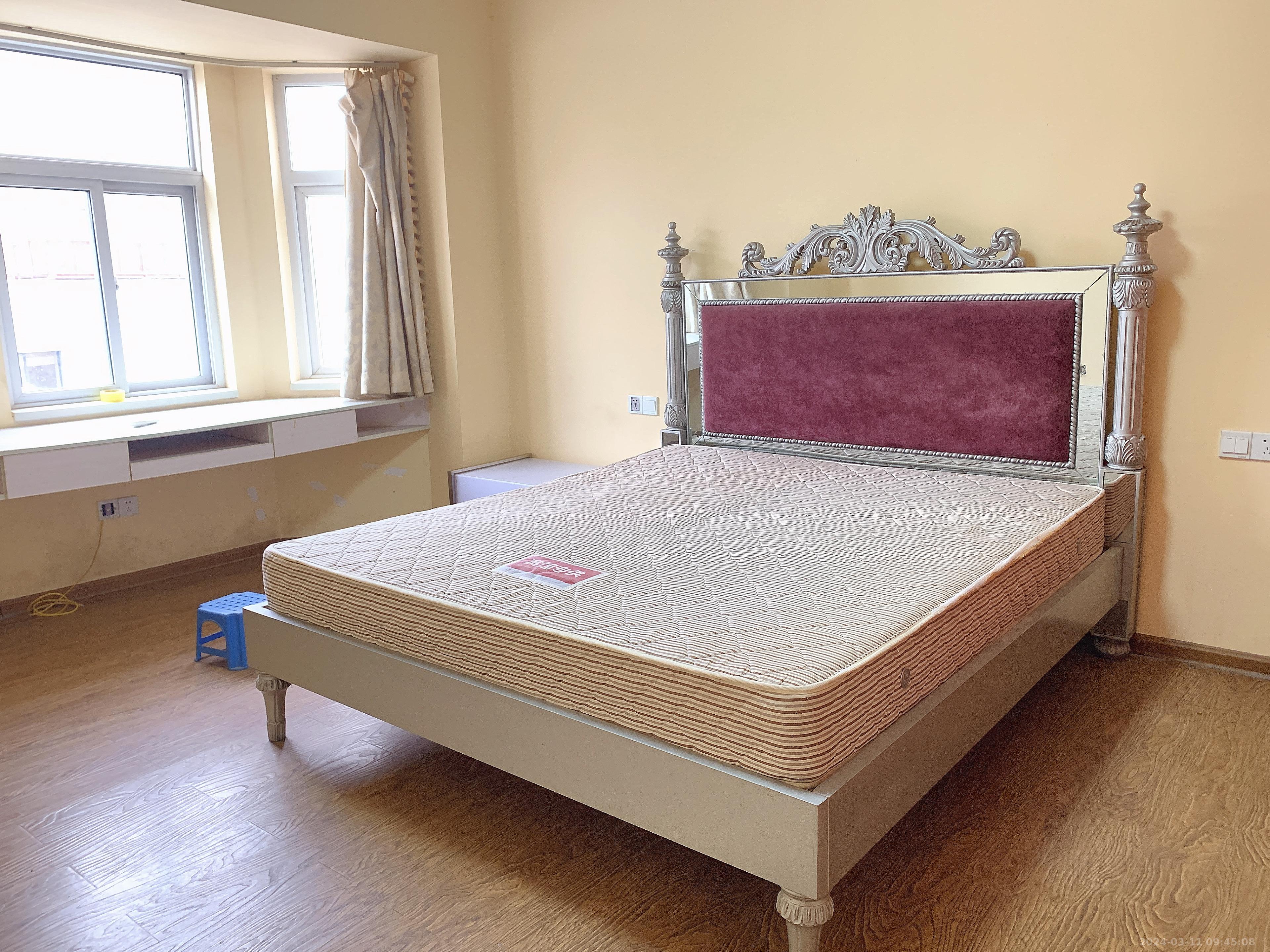 香博堡 3室2厅1卫 1500.00元/月 香博堡 3室2厅1卫 1500.00元/月室内图