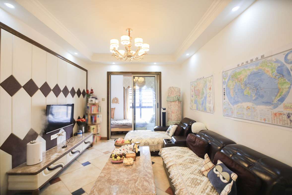 五矿万境水岸二期(五矿万境水岸和苑)  2室3厅1卫    85.0万 五矿万境水岸二期(五矿万境水岸和苑)  2室3厅1卫    85.0万客厅