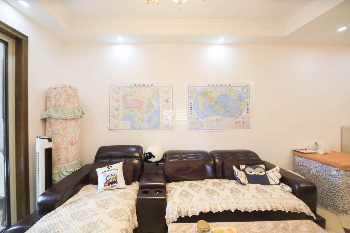 五矿万境水岸二期(五矿万境水岸和苑)  2室3厅1卫    85.0万 五矿万境水岸二期(五矿万境水岸和苑)  2室3厅1卫    85.0万客厅