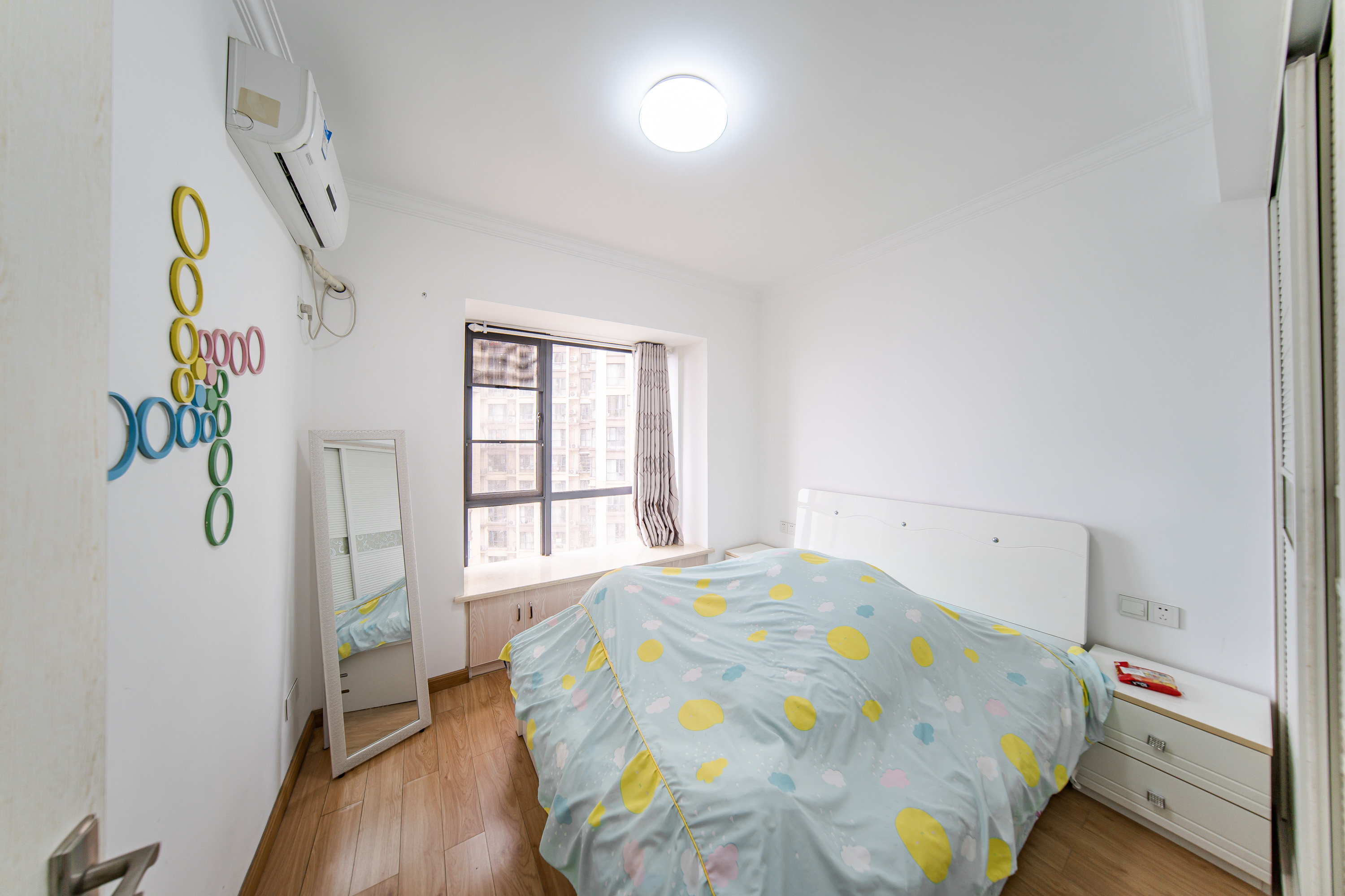 兰亭湾畔 3室2厅1卫 87.0万 兰亭湾畔 3室2厅1卫 87.0万卧室