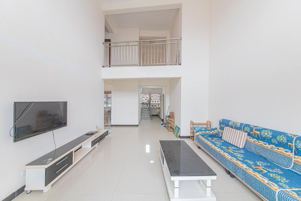 银桂苑  7室2厅3卫    222.5万