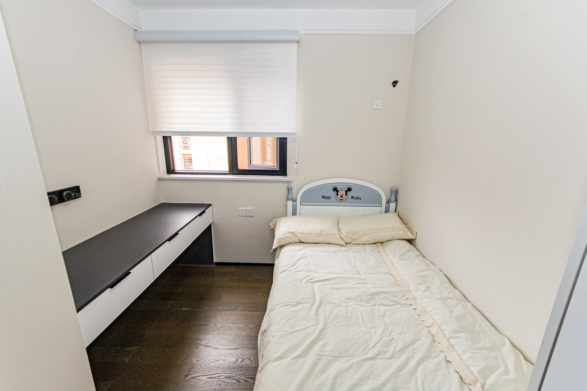 北辰三角洲E4区  3室2厅1卫    168.0万卧室