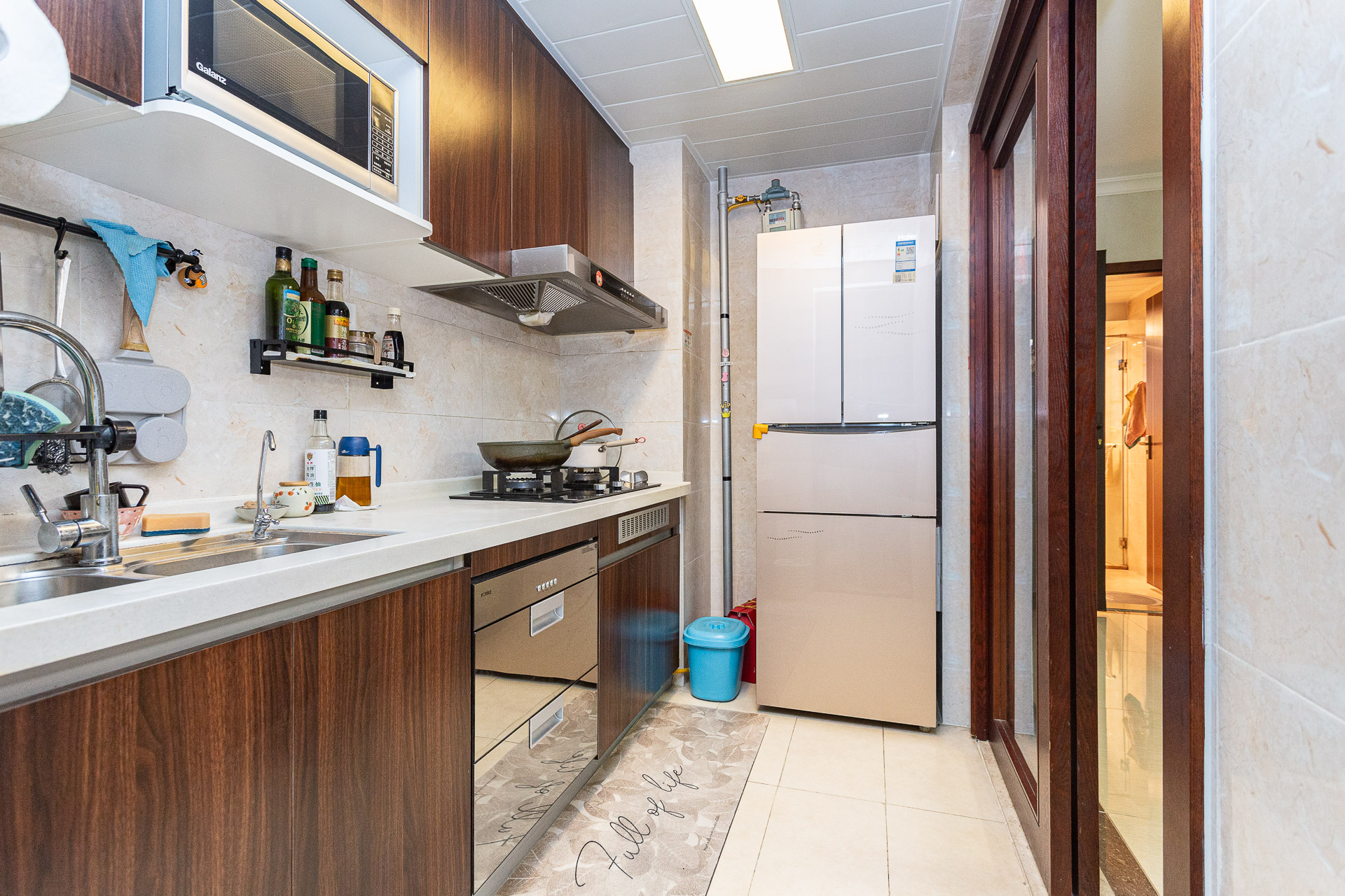 时代倾城二期 4室2厅2卫 115.0万 时代倾城二期 4室2厅2卫 115.0万厨房