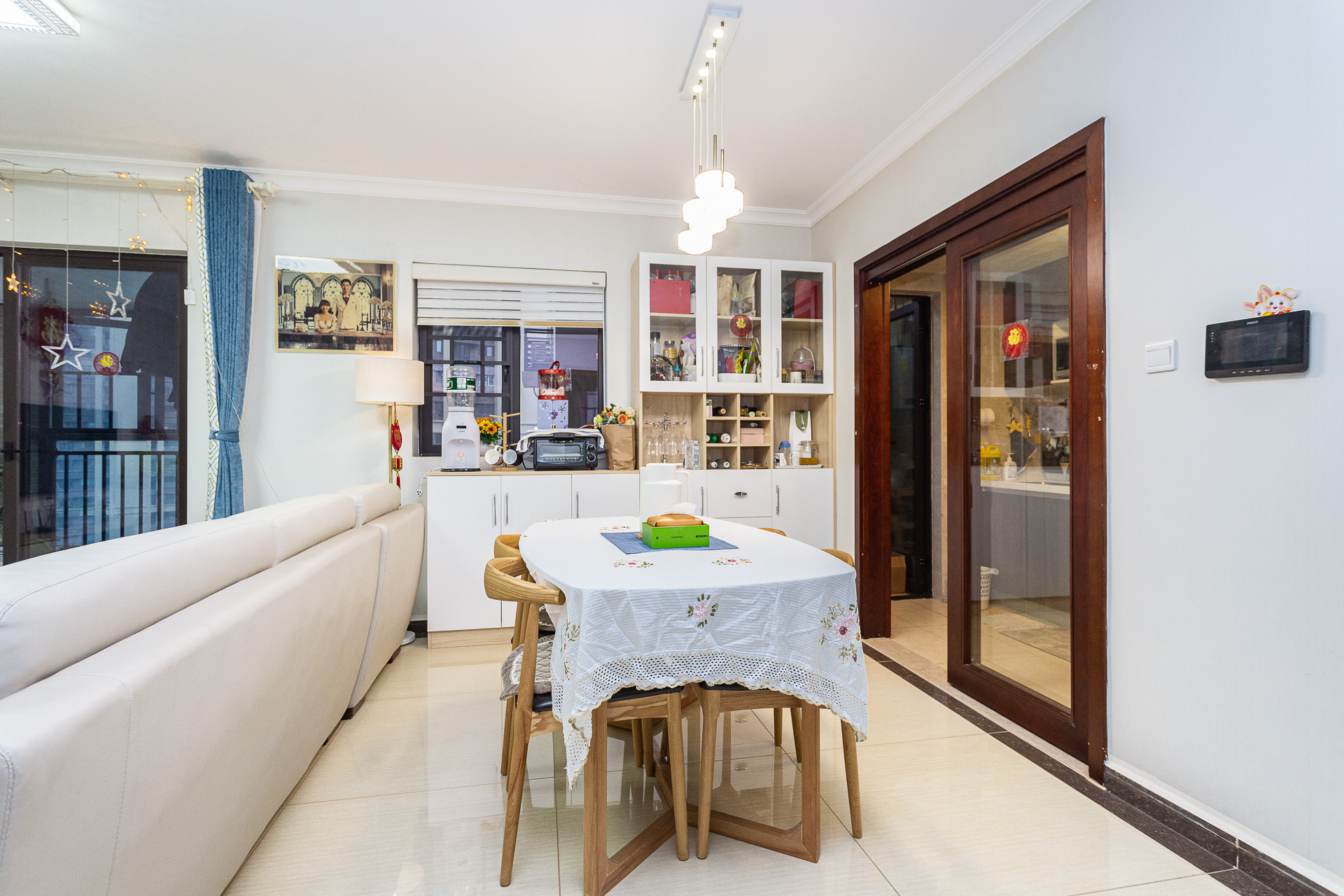 时代倾城二期 4室2厅2卫 115.0万 时代倾城二期 4室2厅2卫 115.0万客厅