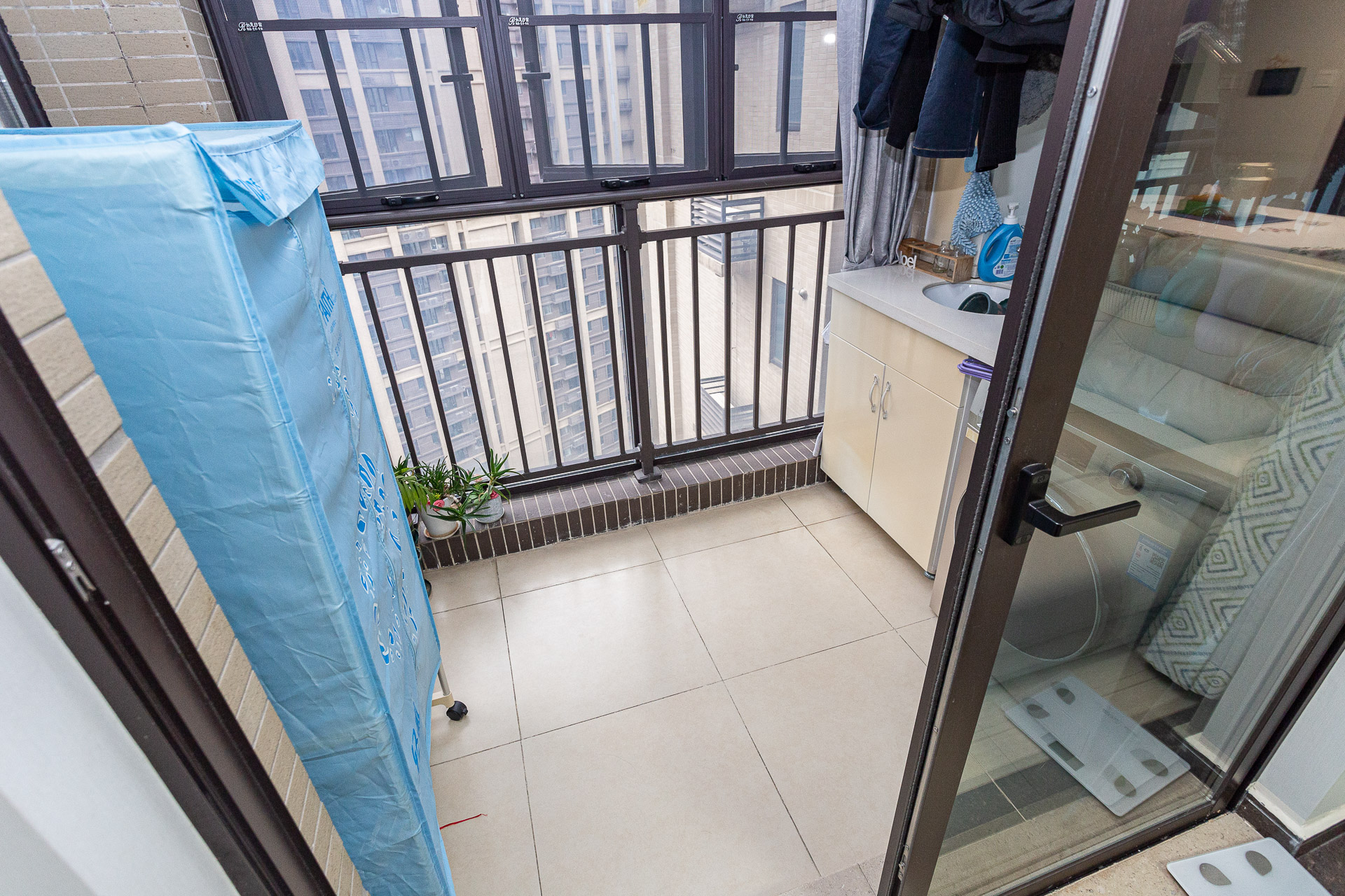 时代倾城二期 4室2厅2卫 115.0万 时代倾城二期 4室2厅2卫 115.0万阳台