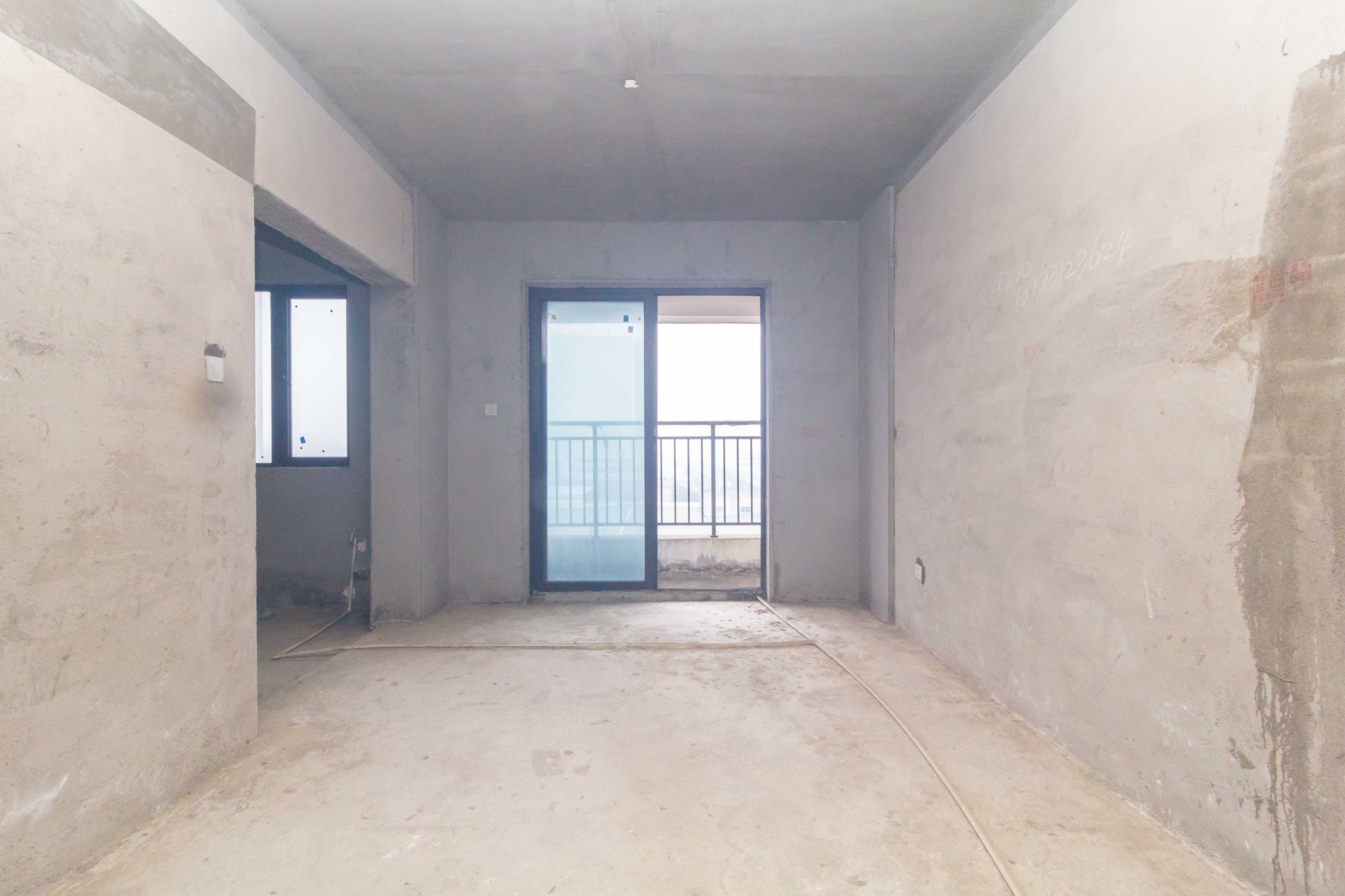 金广星苑  3室2厅2卫    49.8万 金广星苑  3室2厅2卫    49.8万客厅