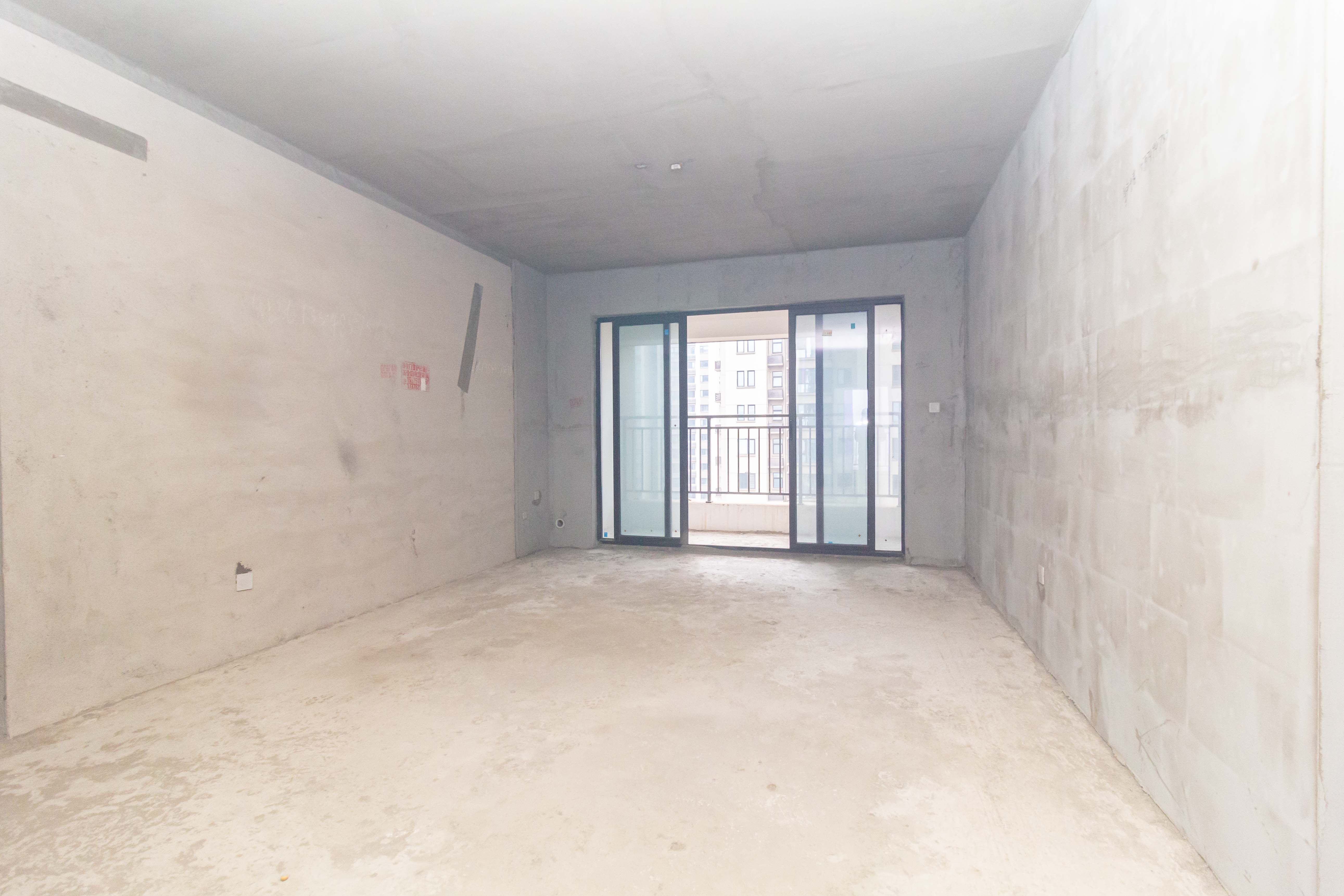 金广星苑  3室2厅2卫    49.8万 金广星苑  3室2厅2卫    49.8万客厅