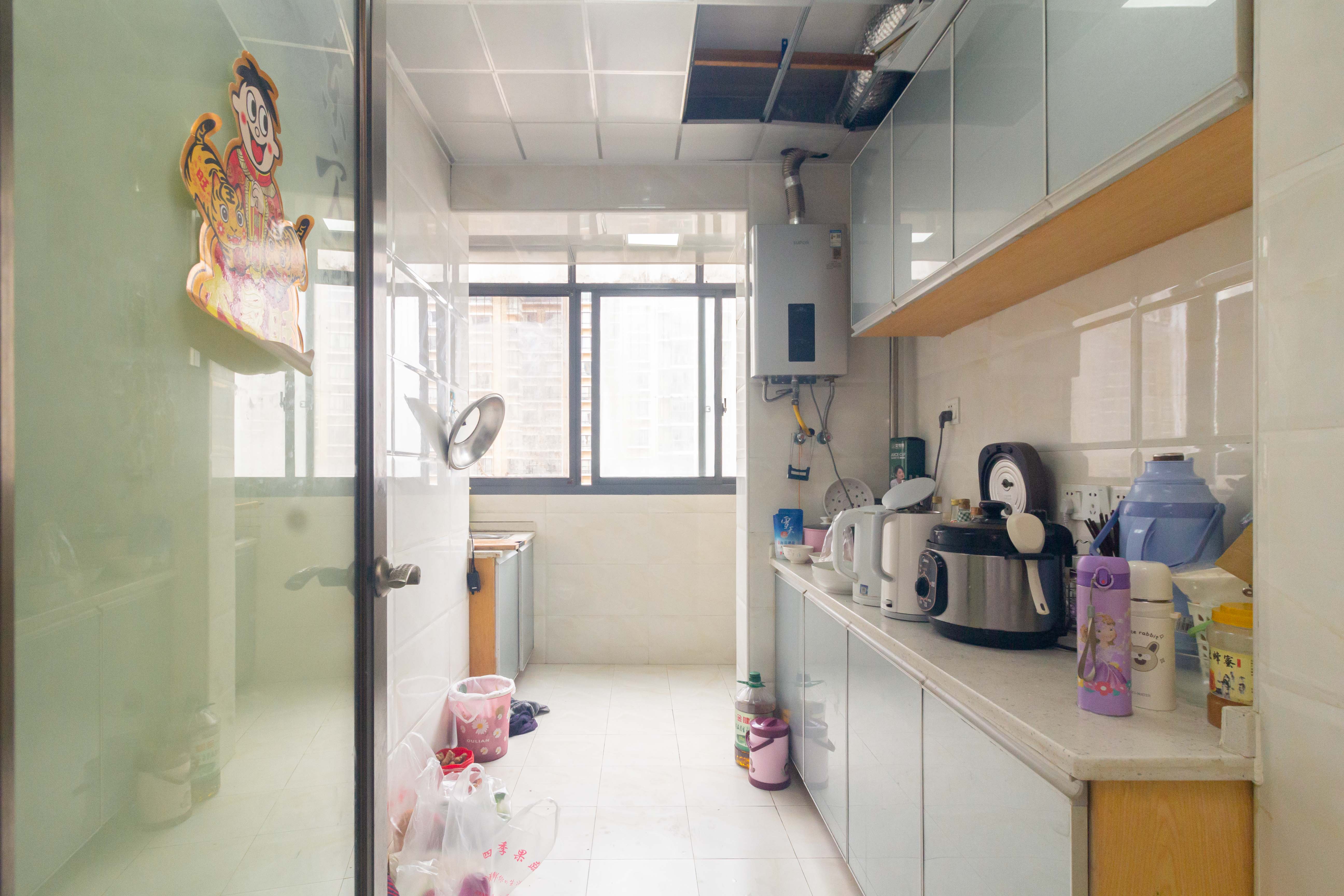 中国铁建国际城一期 3室2厅1卫 49.8万 中国铁建国际城一期 3室2厅1卫 49.8万厨房