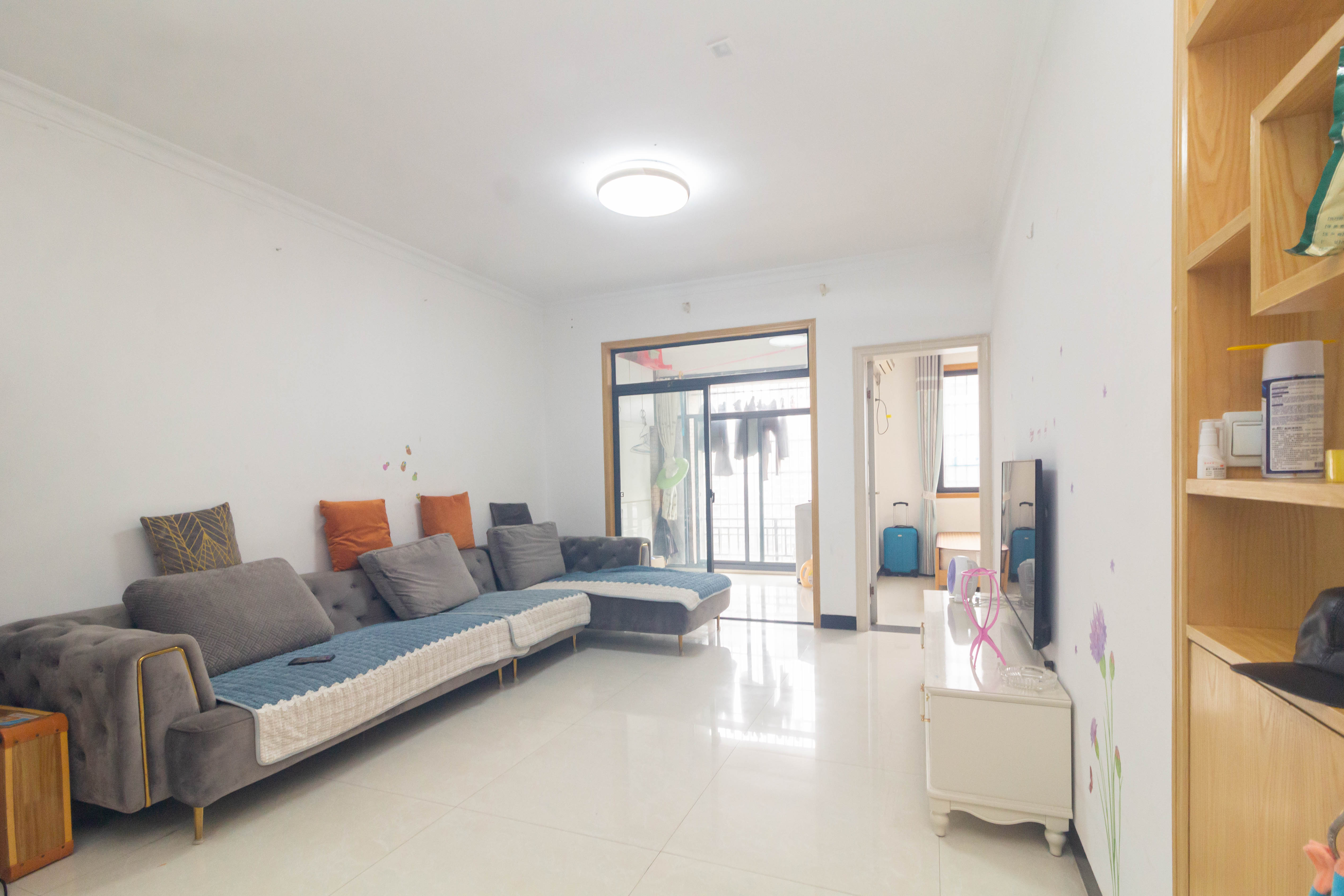 高林仕家  3室2厅1卫    53.8万客厅