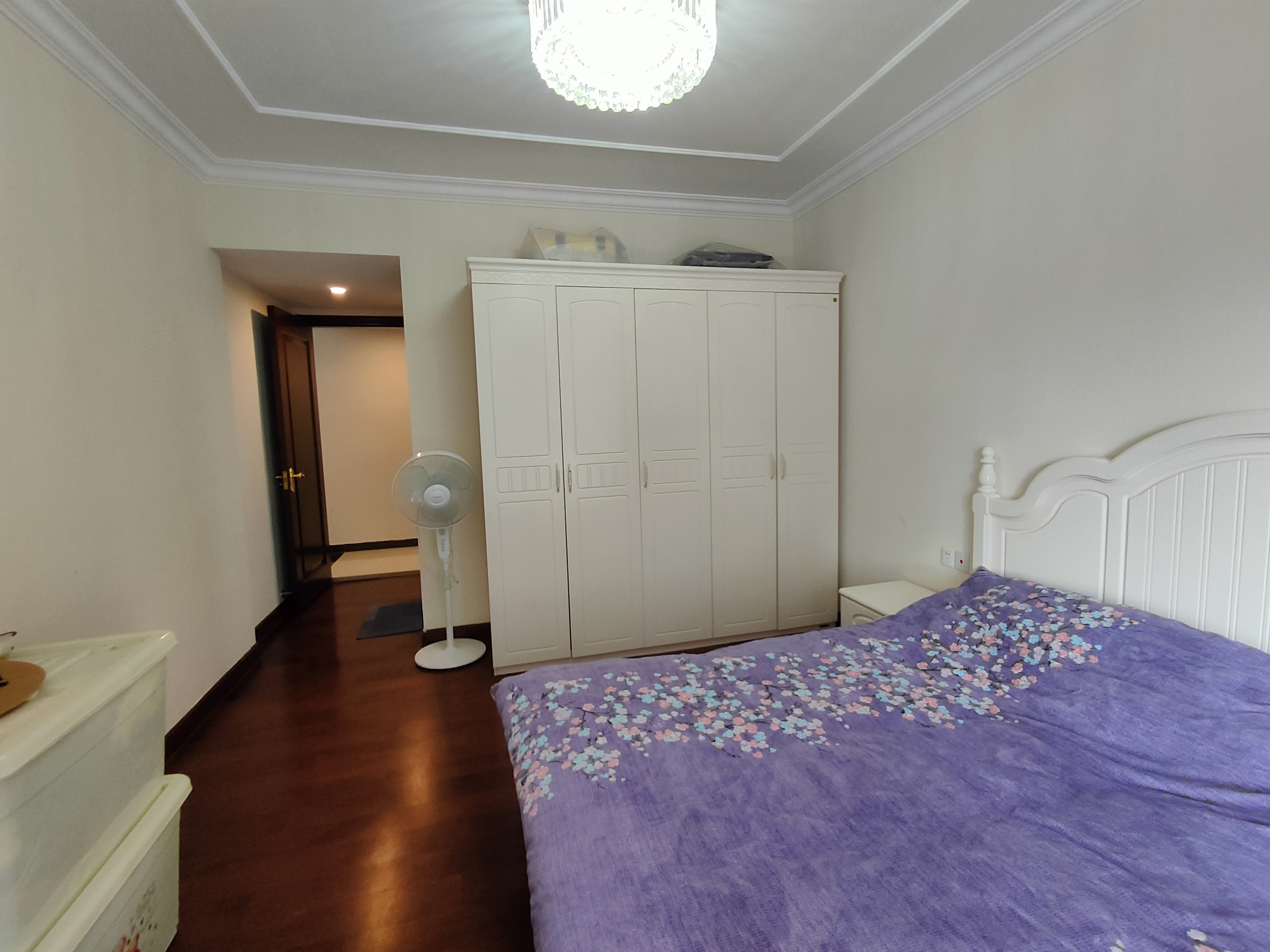 恒大华府  3室2厅2卫    88.0万 恒大华府  3室2厅2卫    88.0万室内图