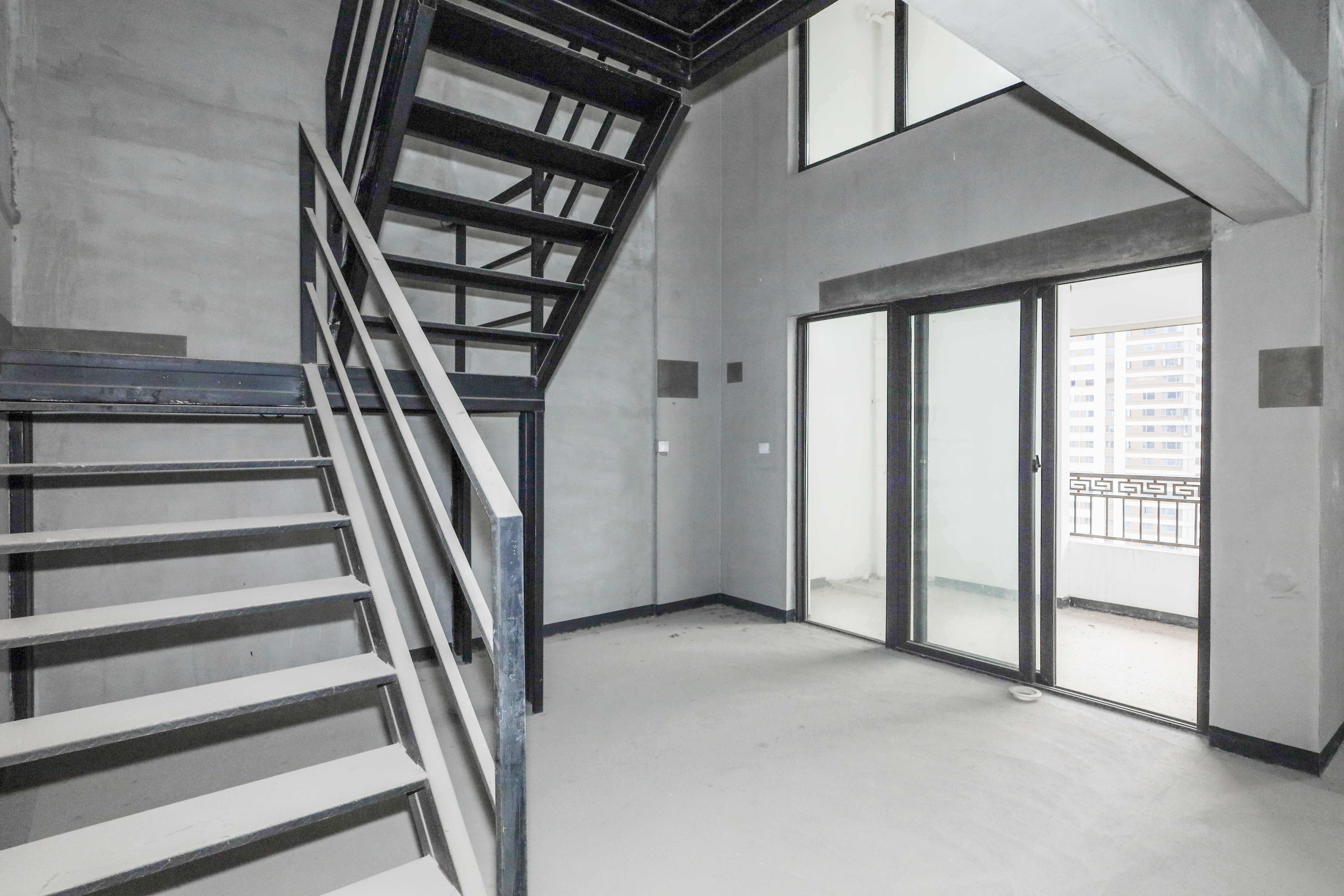 建发央著  4室2厅3卫   307.00万其他