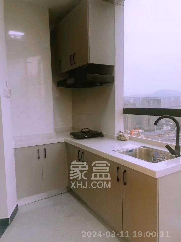 润和滨江府  1室1厅1卫   1400.00元/月室内图