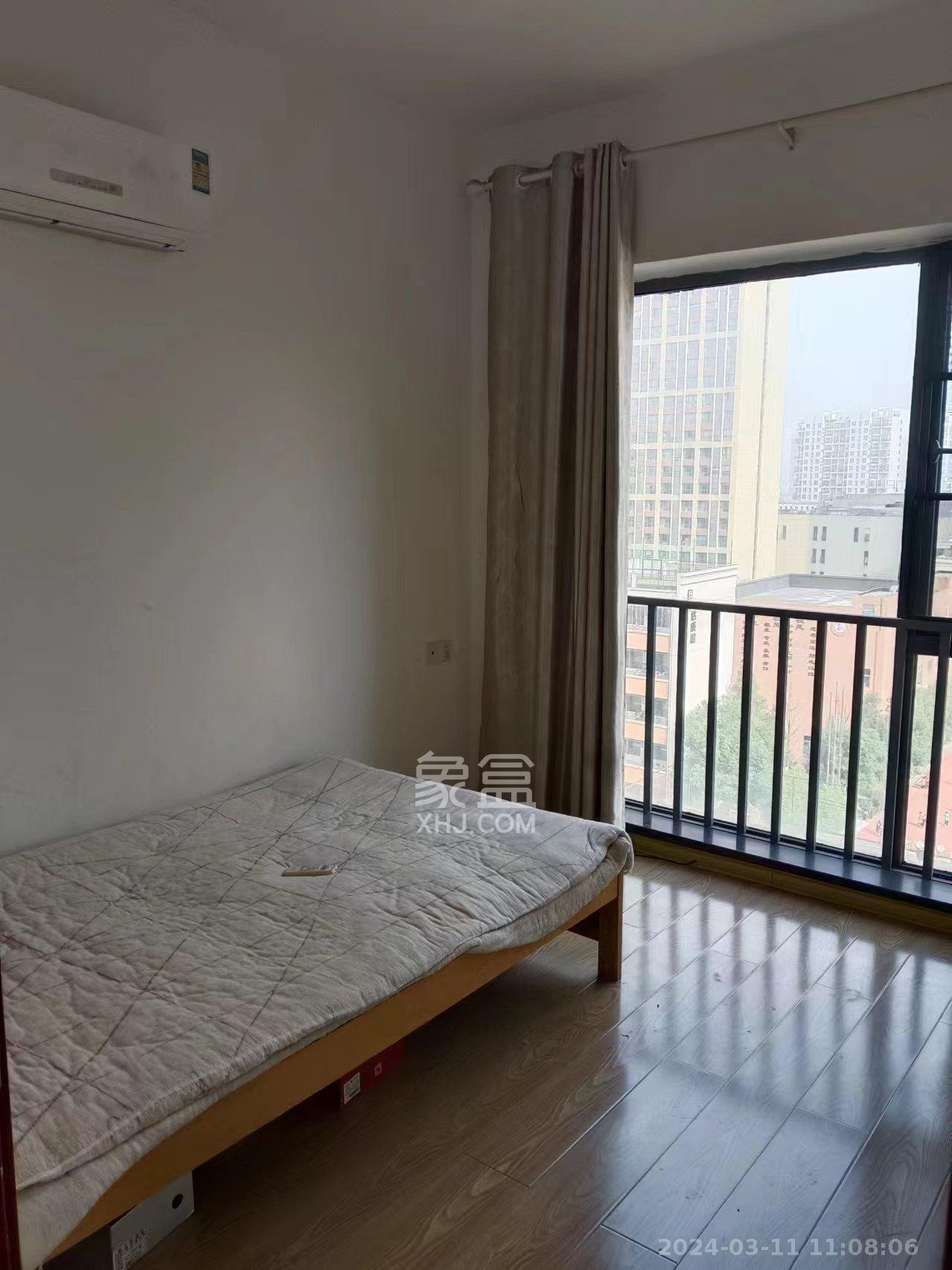 中城丽景香山园  2室2厅1卫   2500.00元/月室内图