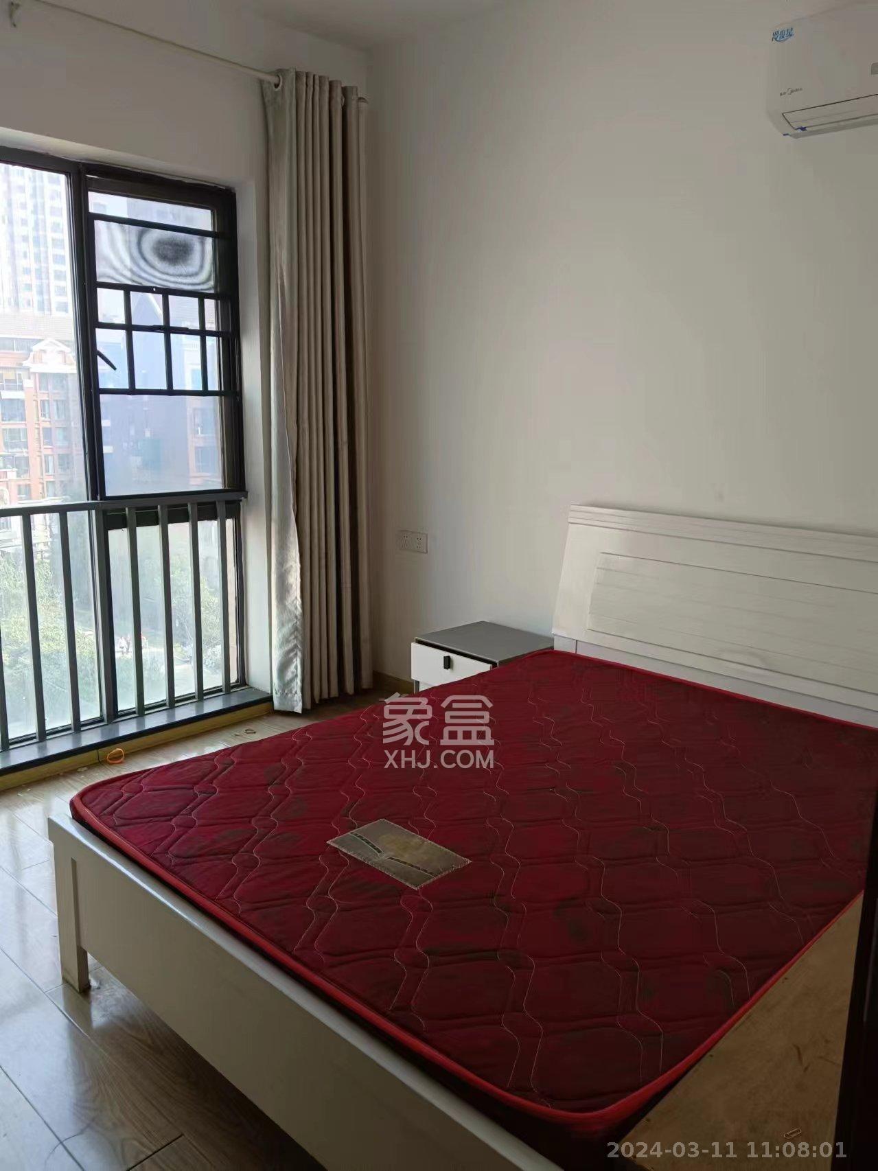 中城丽景香山园  2室2厅1卫   2500.00元/月室内图