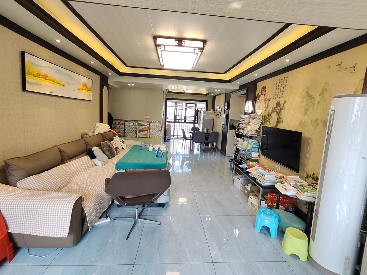 东部美的城 4室2厅1卫 92.0万 东部美的城 4室2厅1卫 92.0万室内图