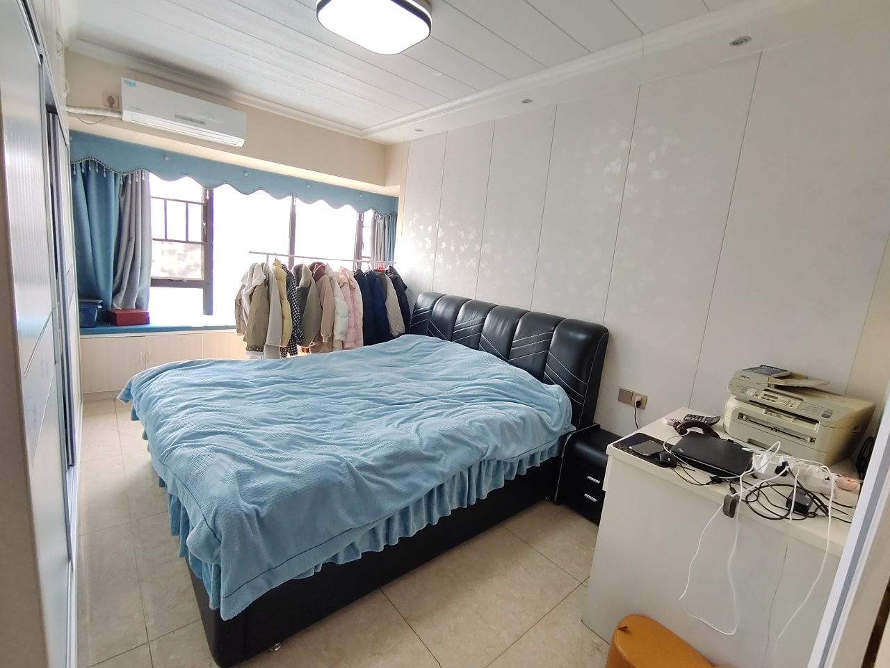 东部美的城 4室2厅1卫 92.0万 东部美的城 4室2厅1卫 92.0万室内图