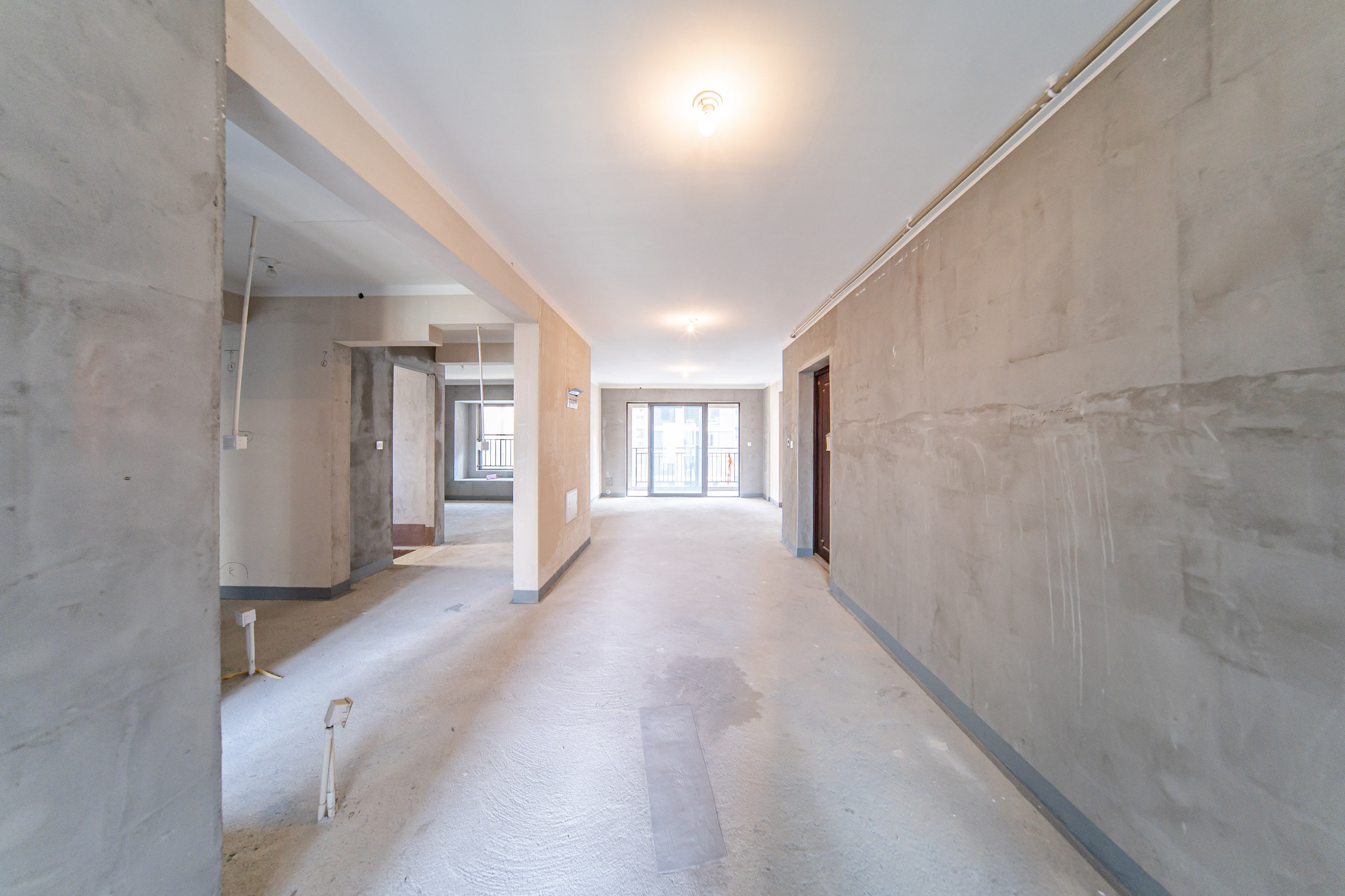 建发电建江山悦  4室2厅2卫   220.00万其他