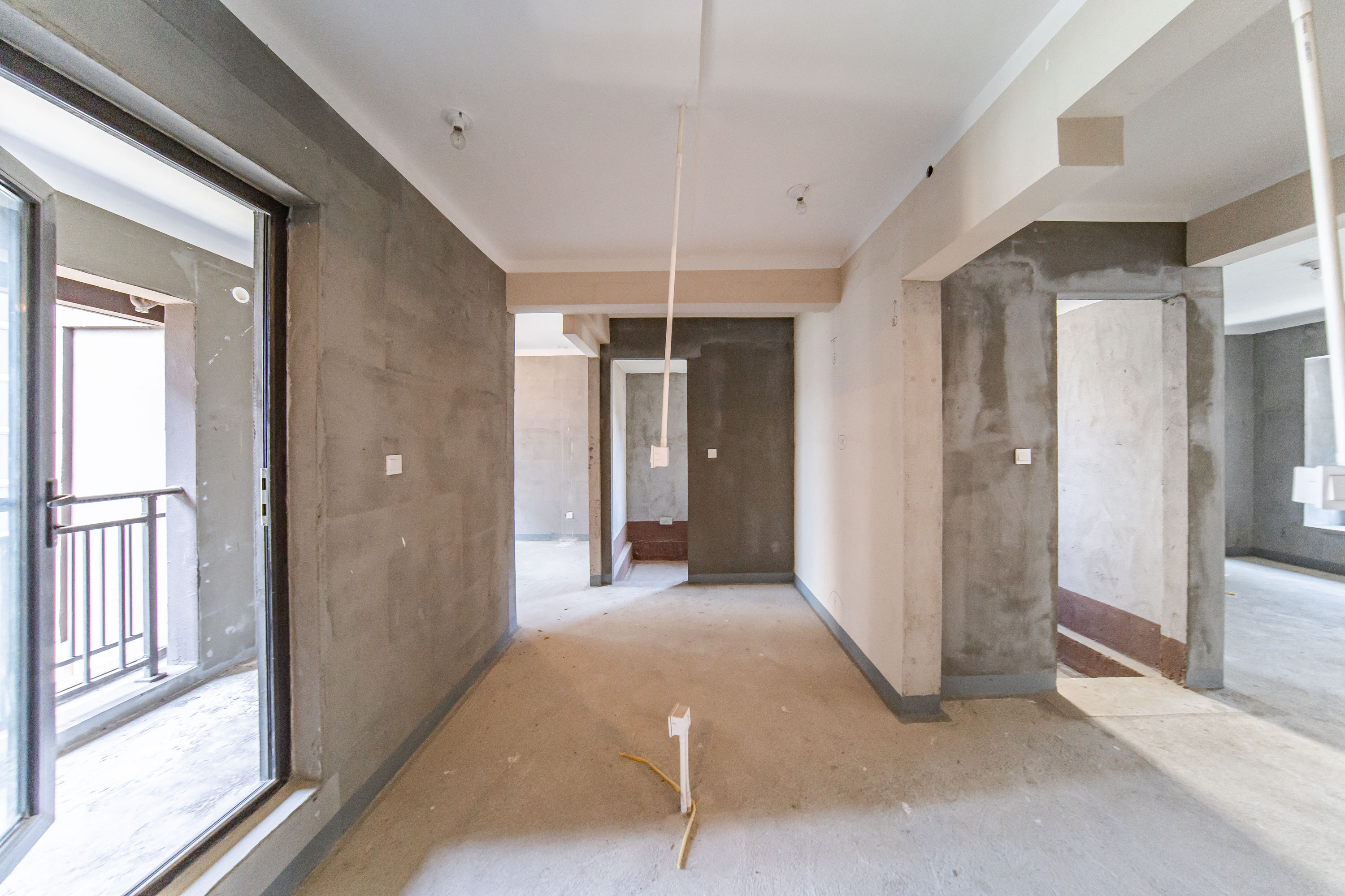 建发电建江山悦  4室2厅2卫   220.00万卧室