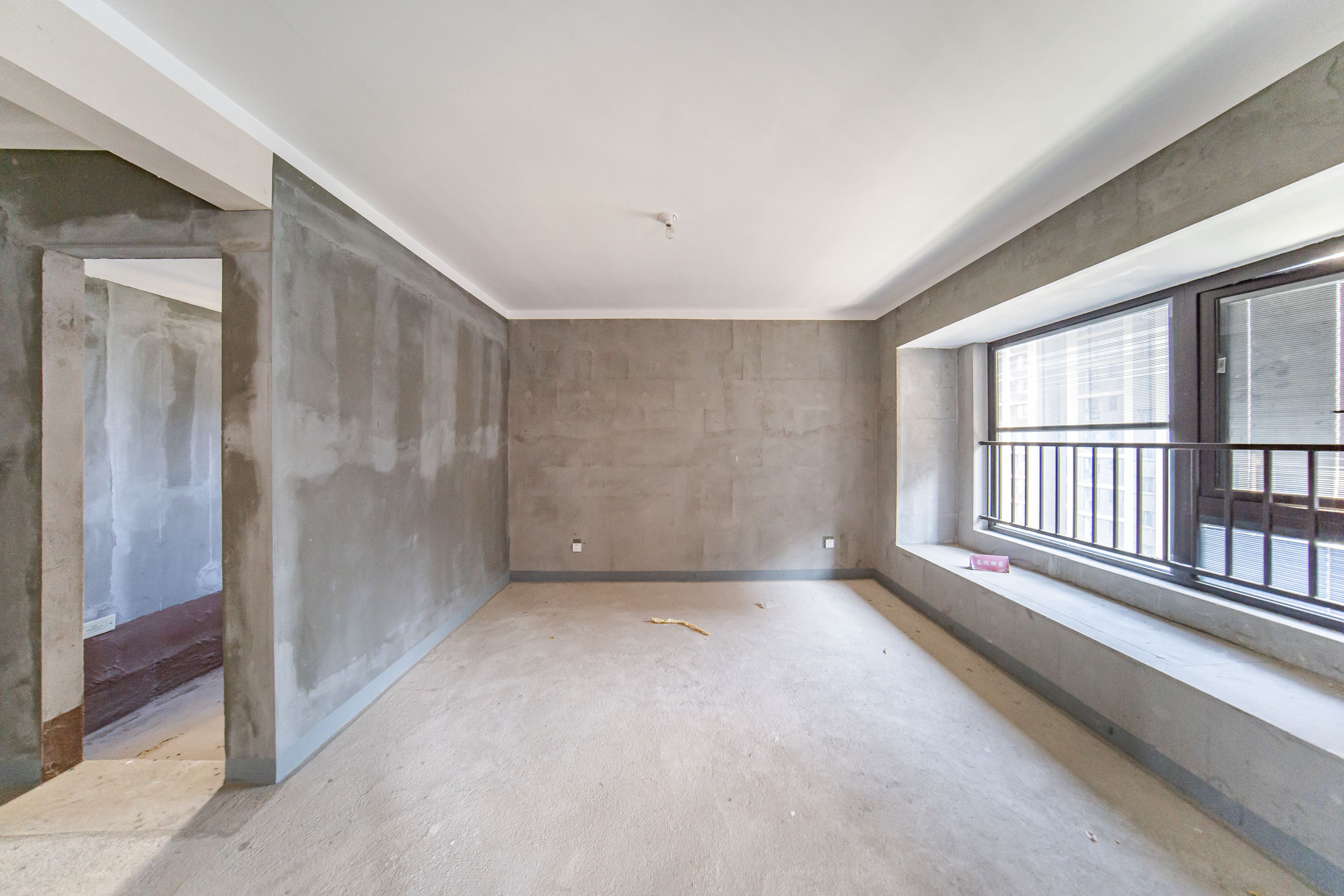 建发电建江山悦  4室2厅2卫   220.00万卧室