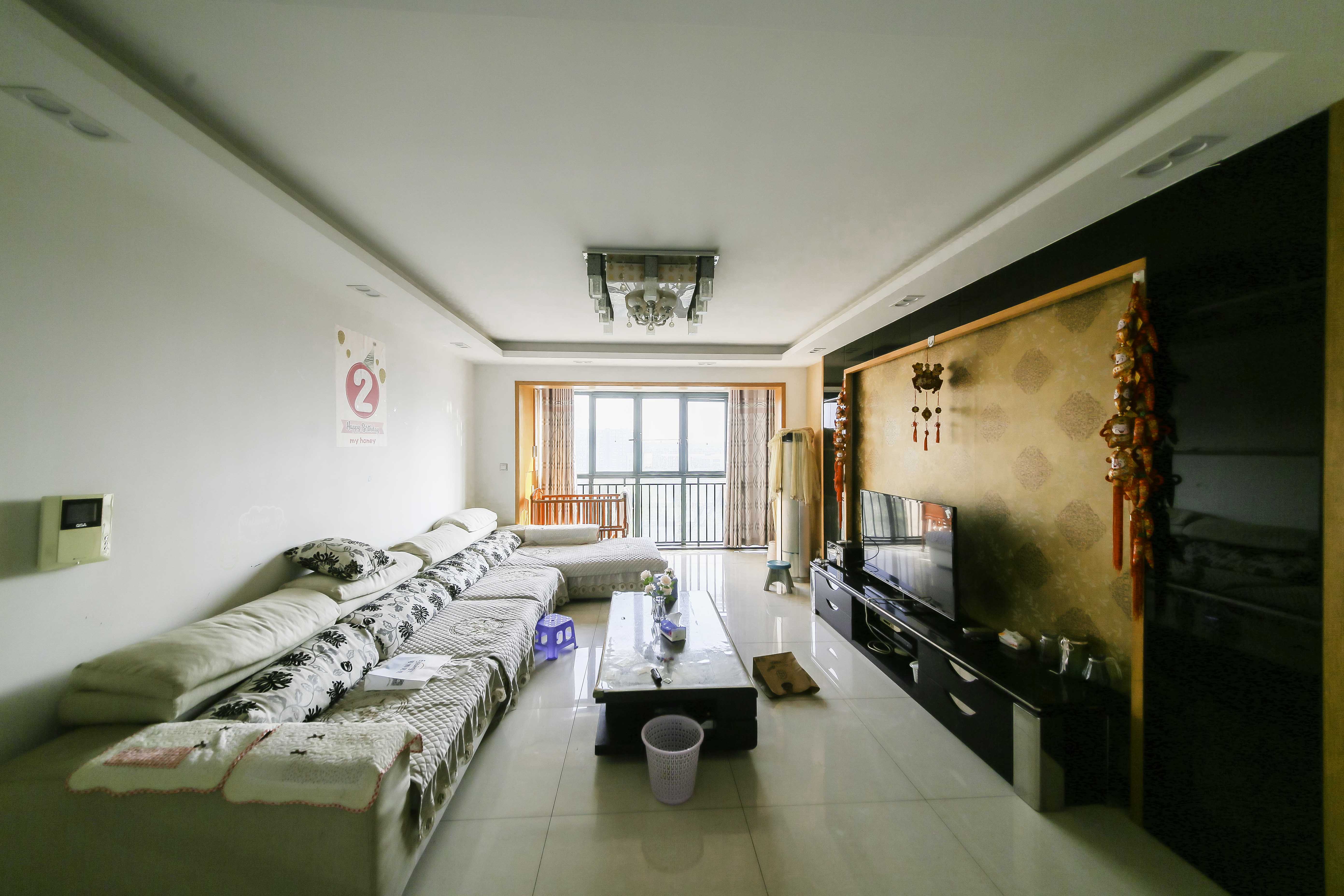长沙欧洲城  3室2厅2卫   140.00万客厅
