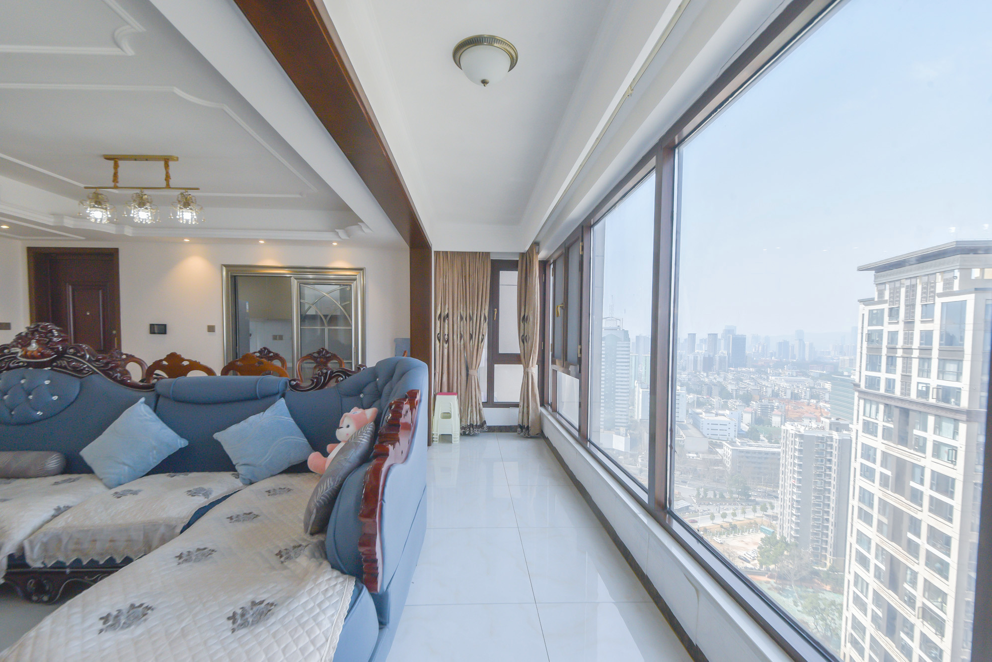 建发中央悦府  4室2厅2卫    198.8万阳台