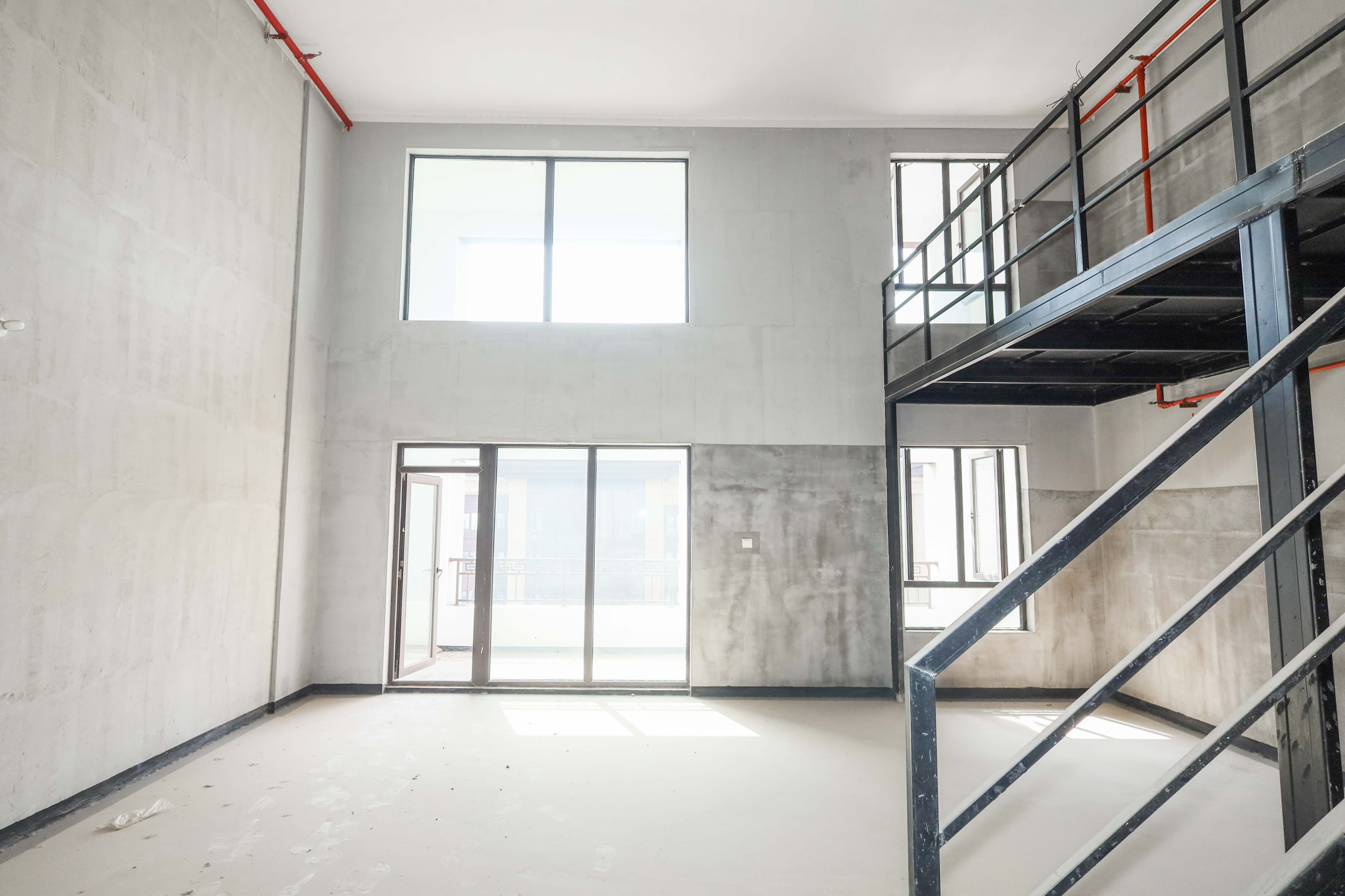 建发央著  4室2厅2卫   223.00万