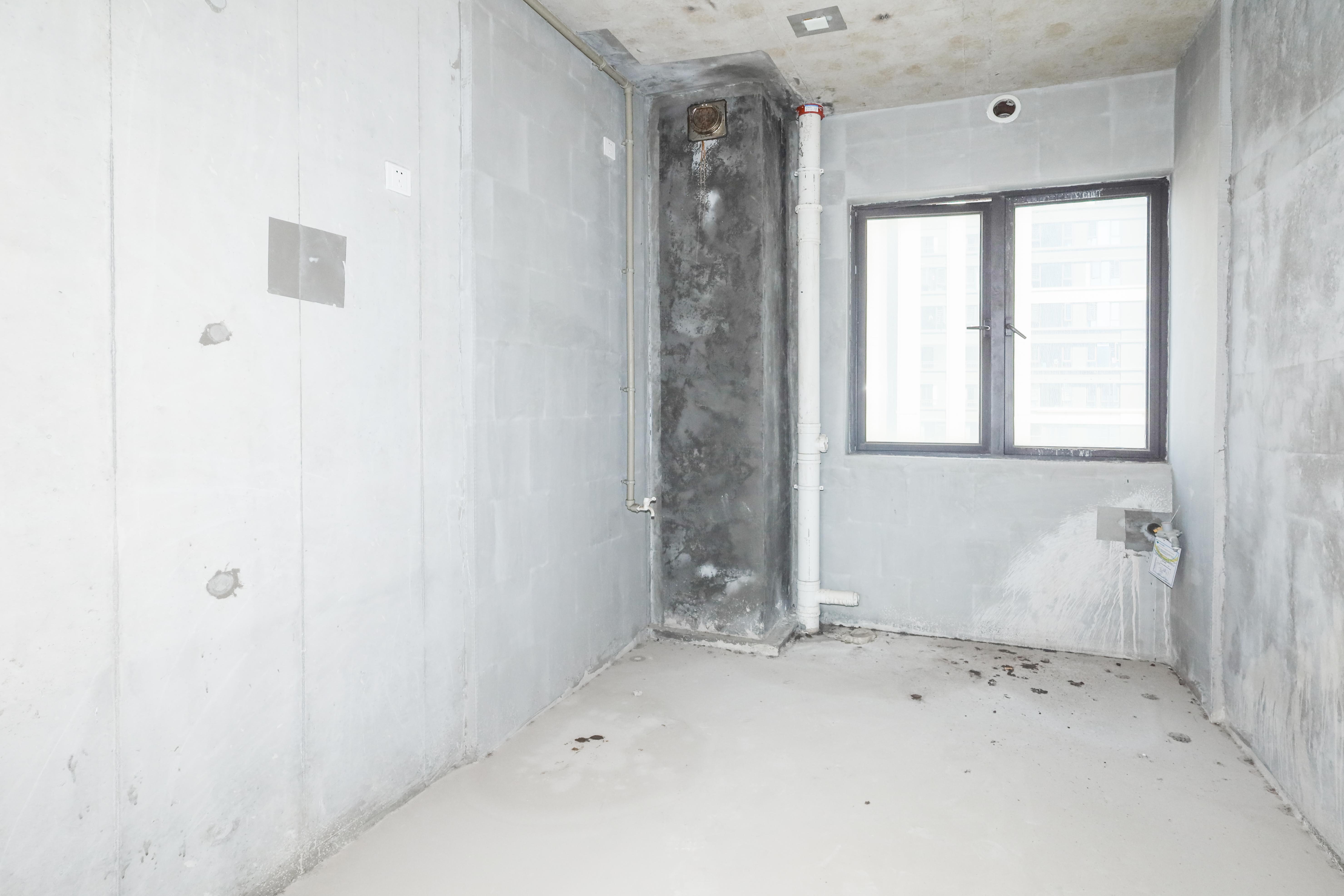 建发央著  4室2厅2卫   202.00万厨房