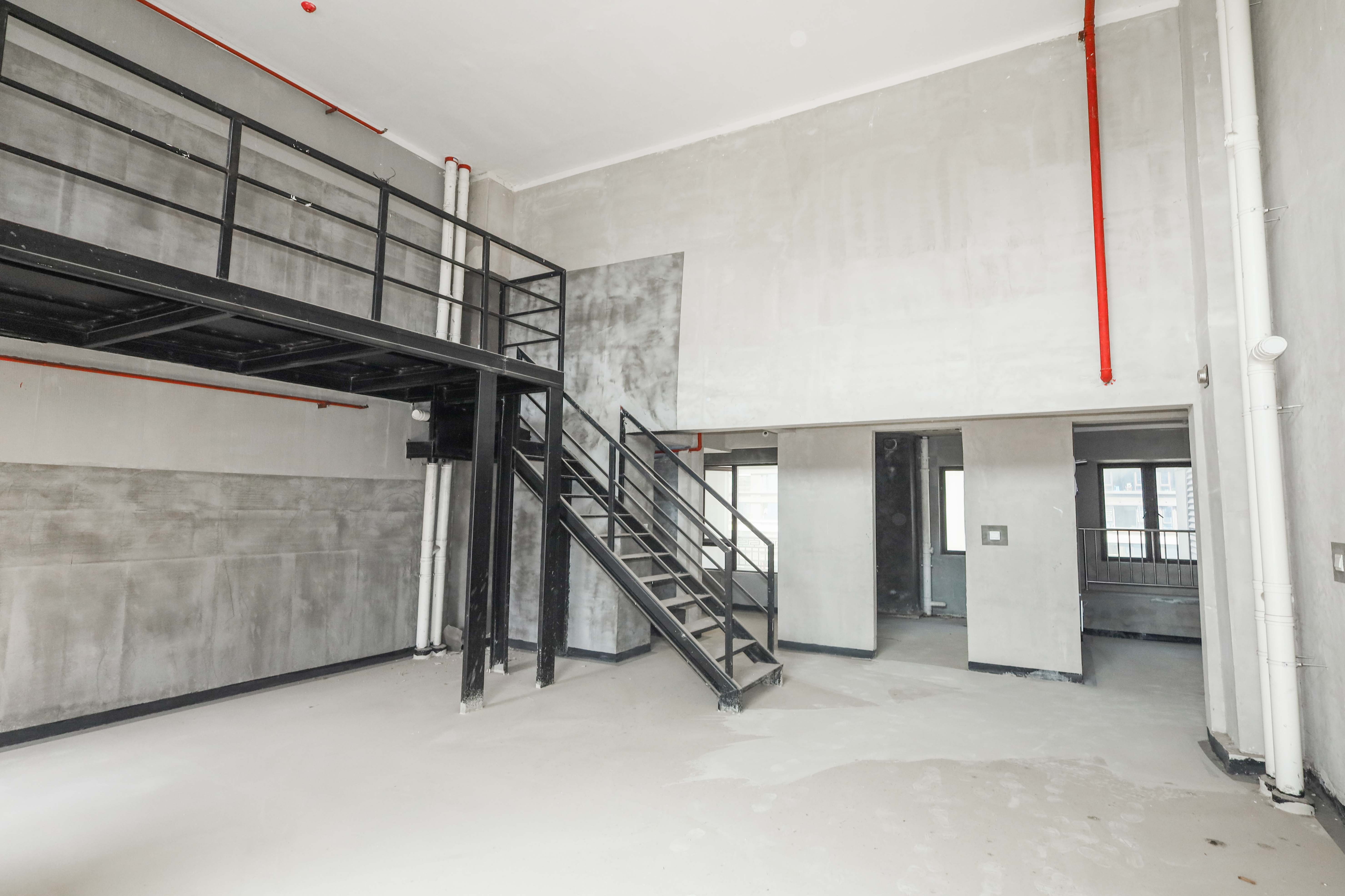 建发央著  4室2厅2卫   202.00万客厅