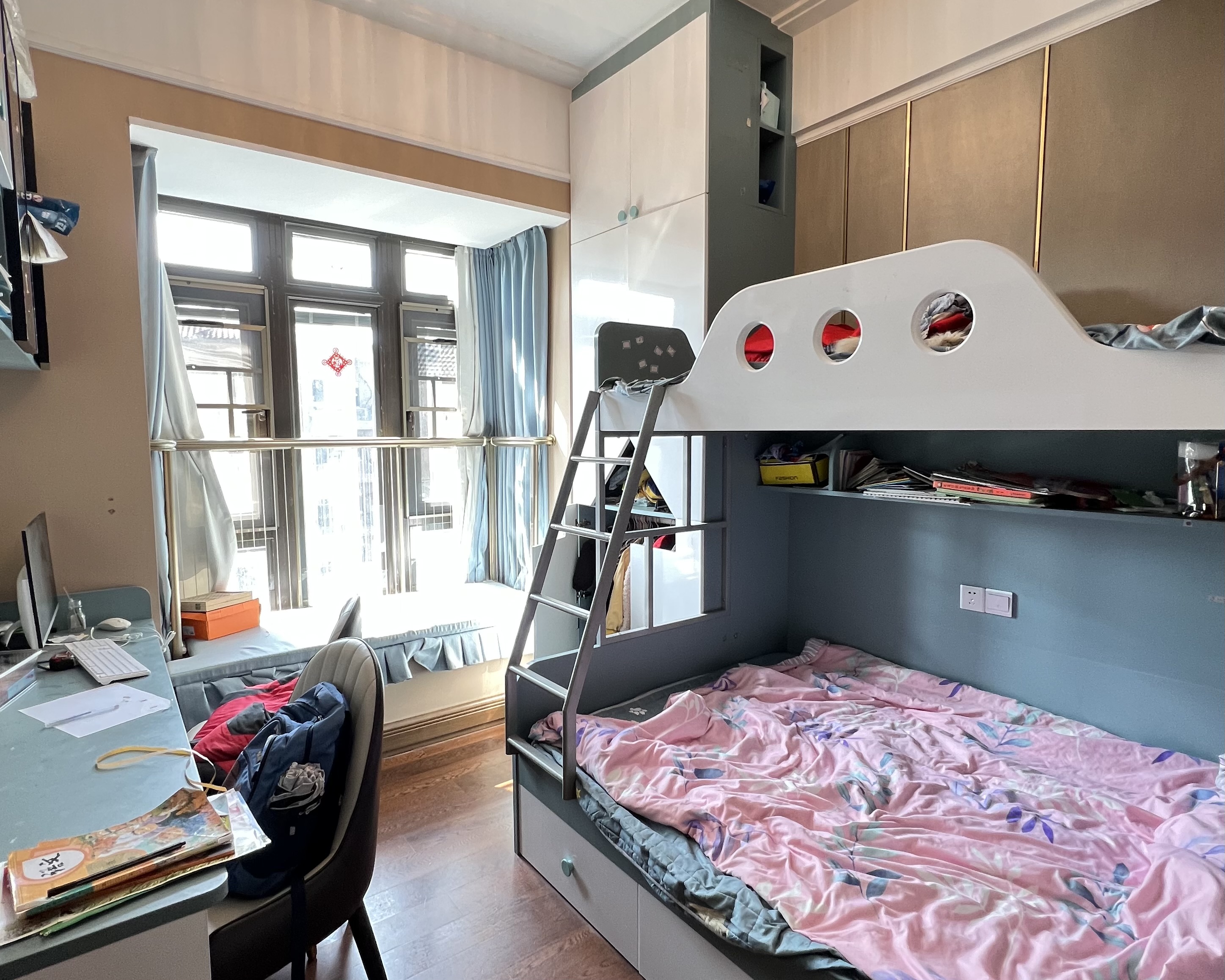 株洲恒大御景天下(恒大誉景花园)  4室2厅2卫    80.0万 株洲恒大御景天下(恒大誉景花园)  4室2厅2卫    80.0万室内图