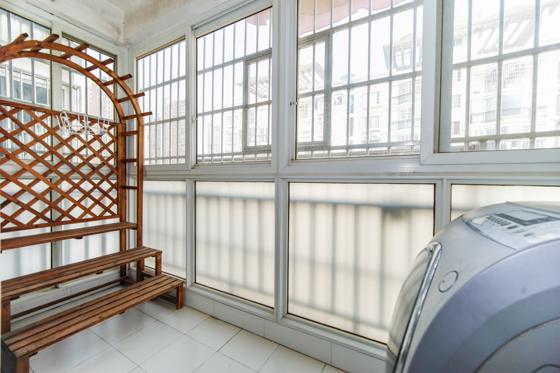 东方名都百草园  3室2厅1卫    92.0万 东方名都百草园  3室2厅1卫    92.0万阳台