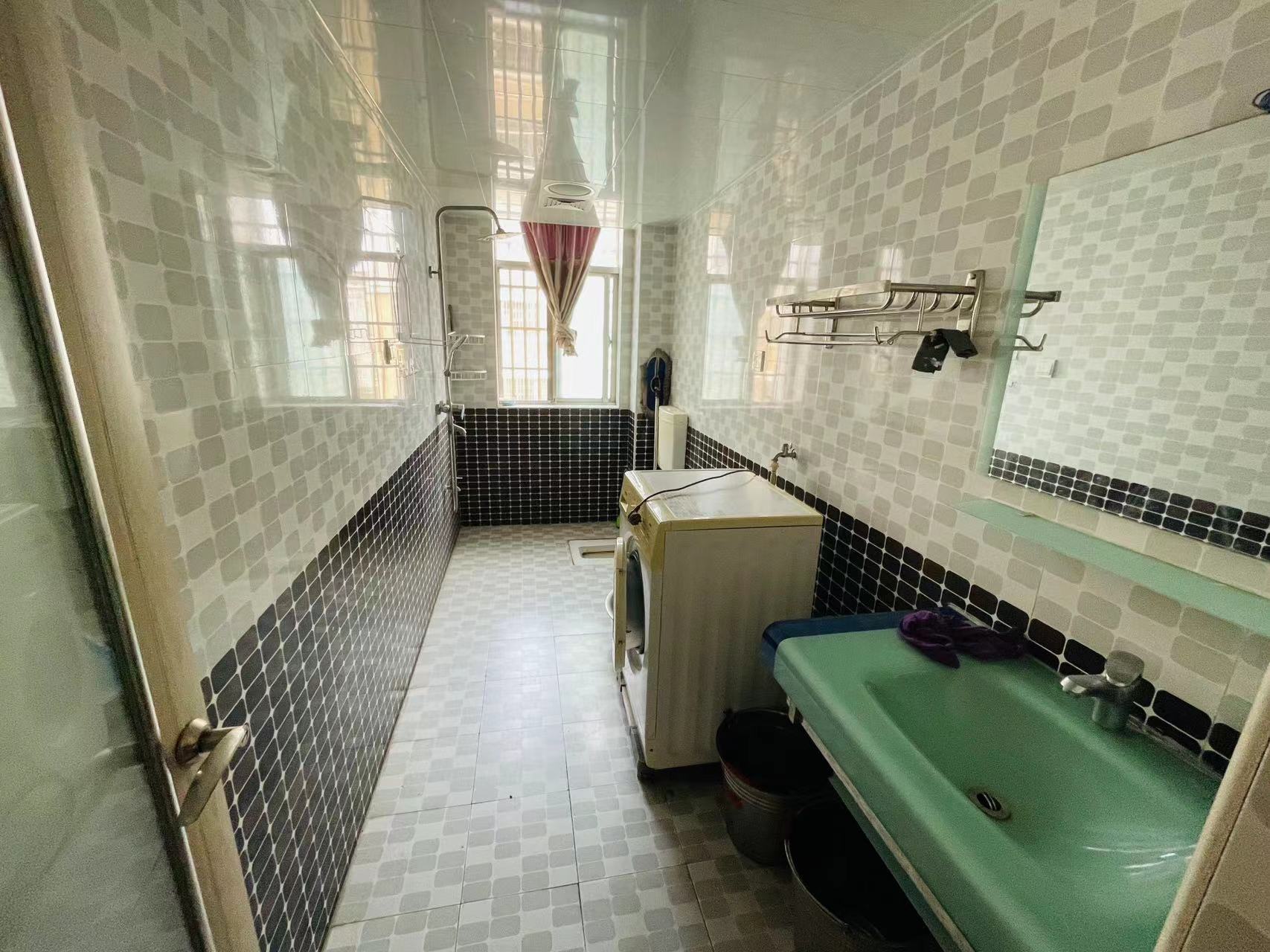 湘水栗园 3室2厅2卫 38.8万 湘水栗园 3室2厅2卫 38.8万室内图