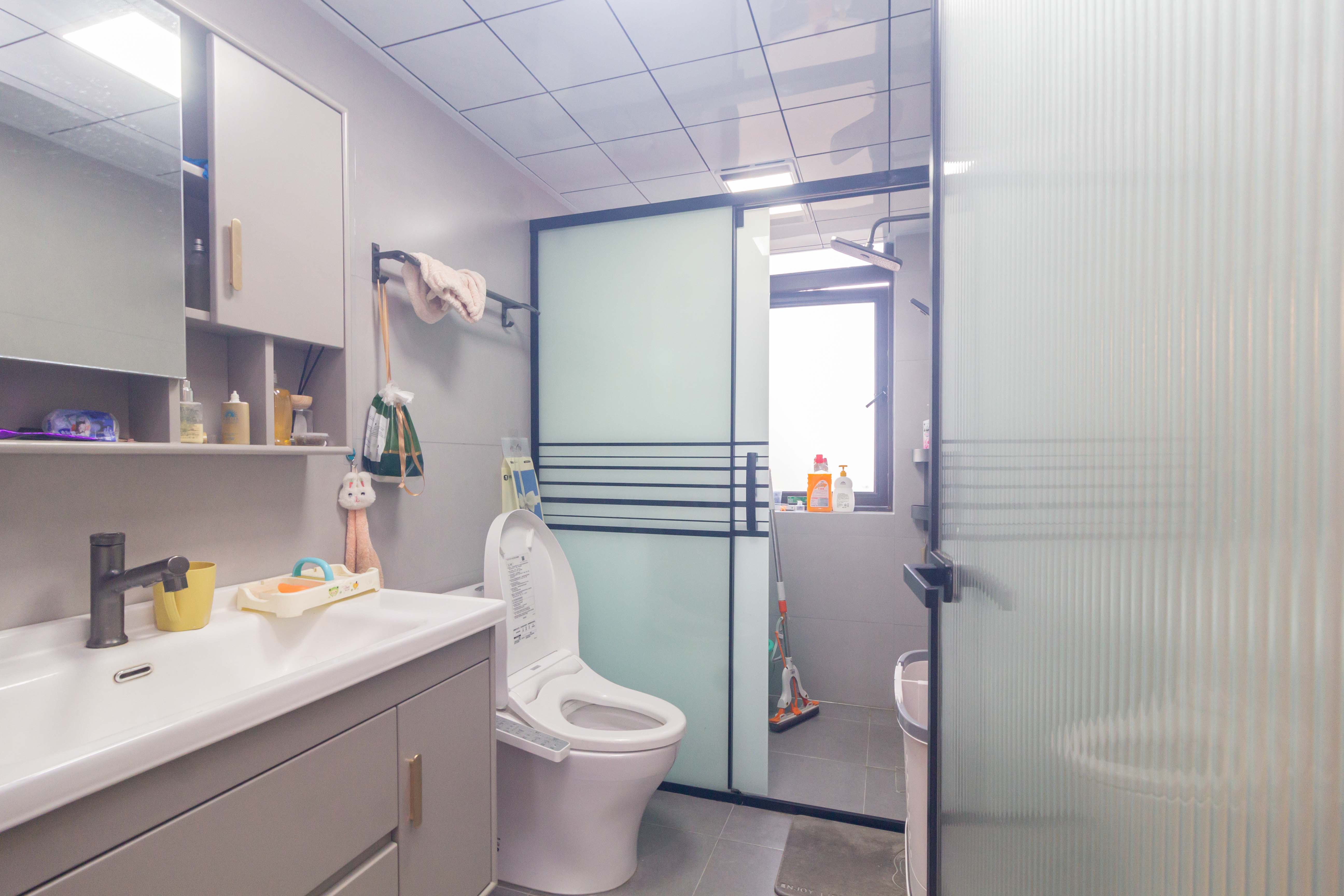 福天星中心（福天星雅苑）  4室2厅2卫    109.8万卫生间