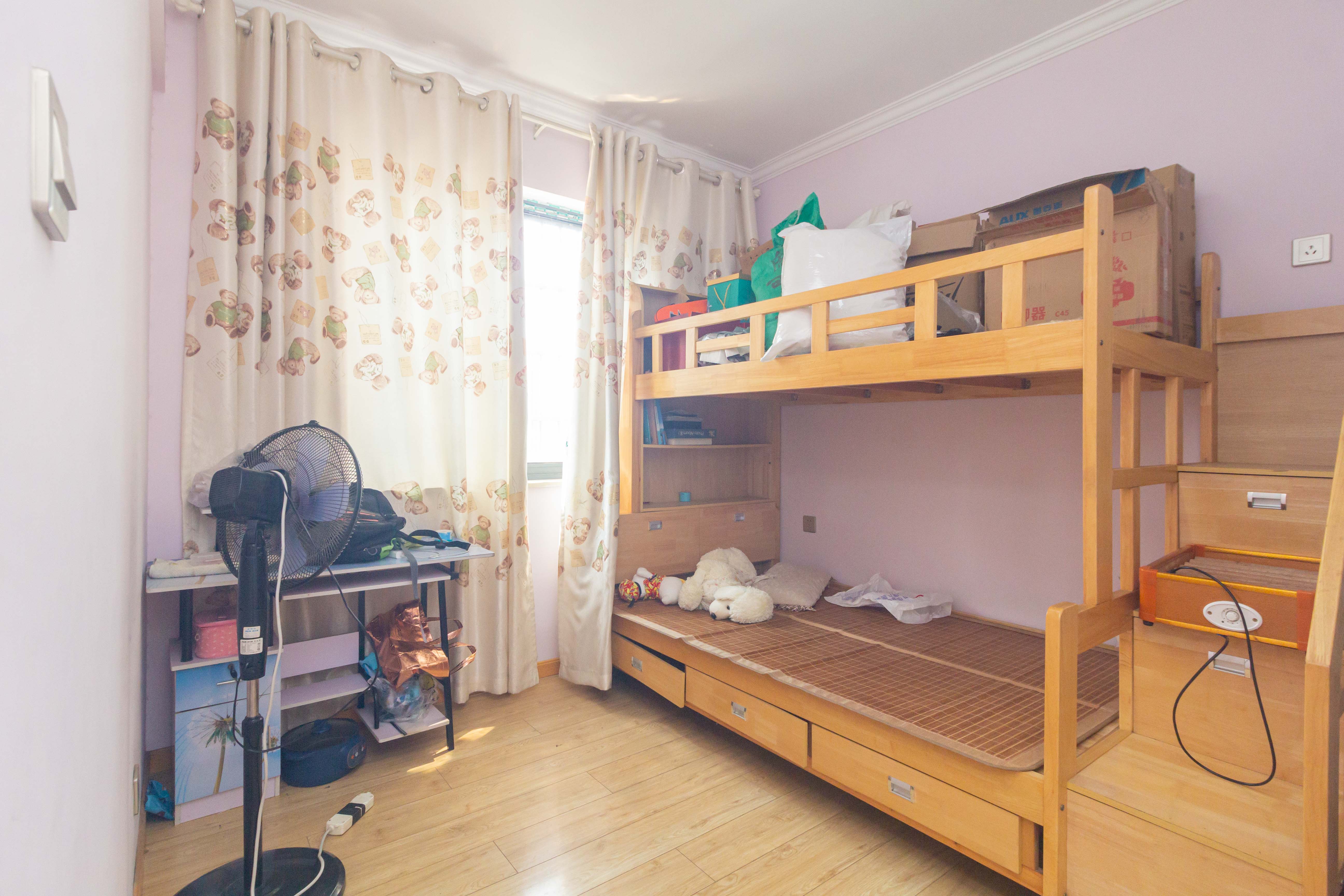 高林仕家 3室2厅1卫 66.8万 高林仕家 3室2厅1卫 66.8万卧室