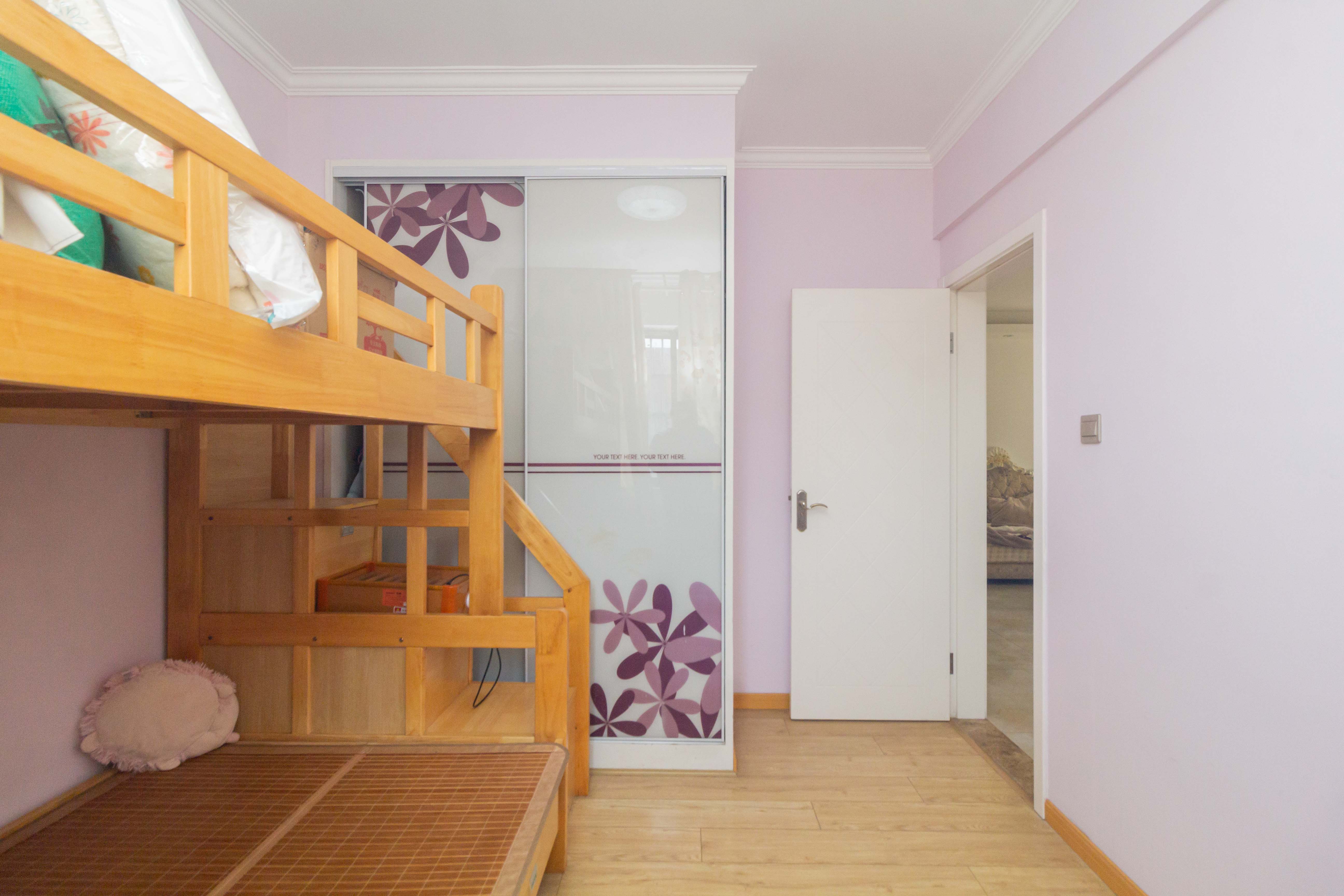 高林仕家 3室2厅1卫 66.8万 高林仕家 3室2厅1卫 66.8万卧室