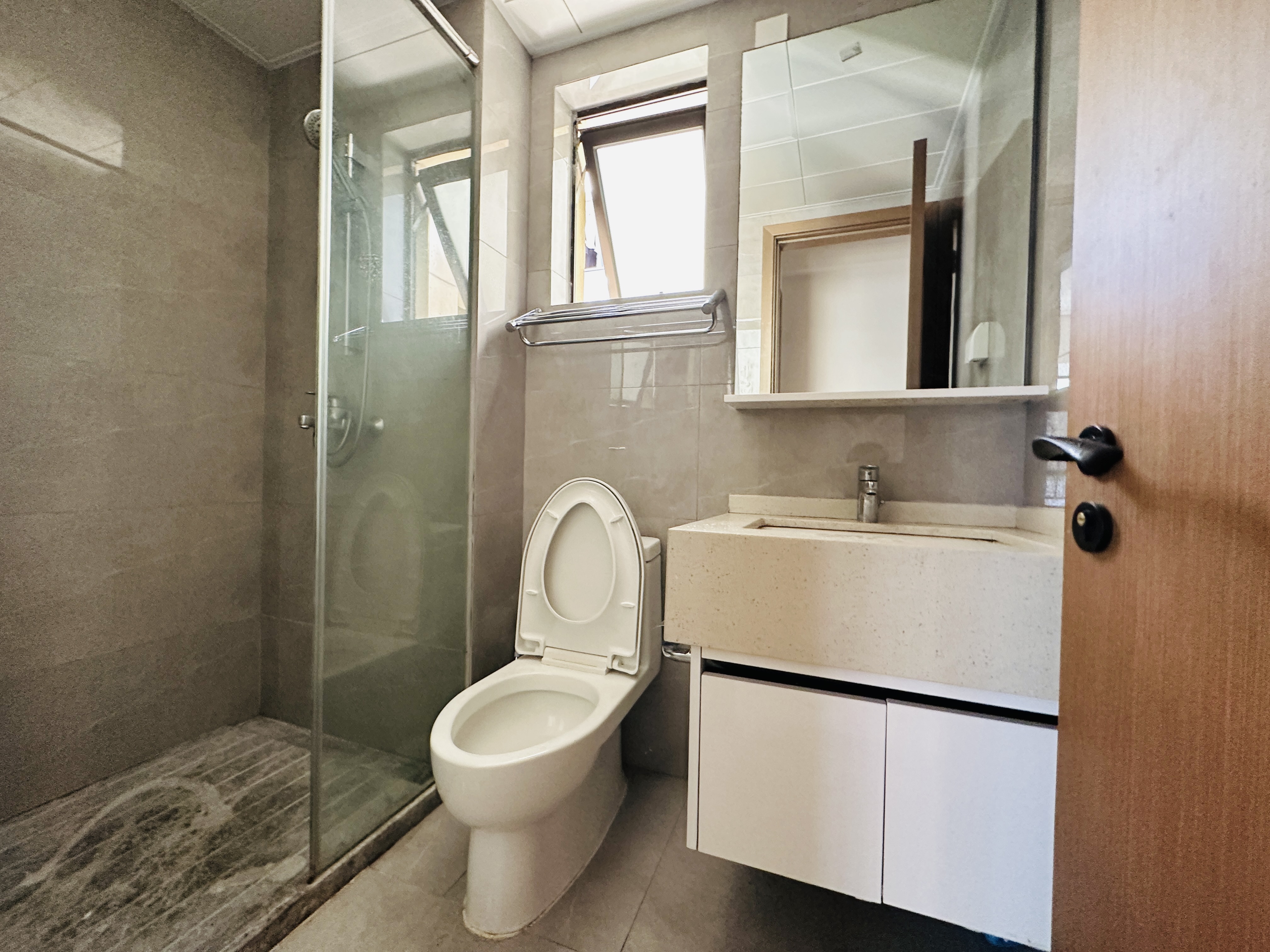 碧水名城  2室2厅1卫   117.00万 碧水名城  2室2厅1卫   117.00万卫生间