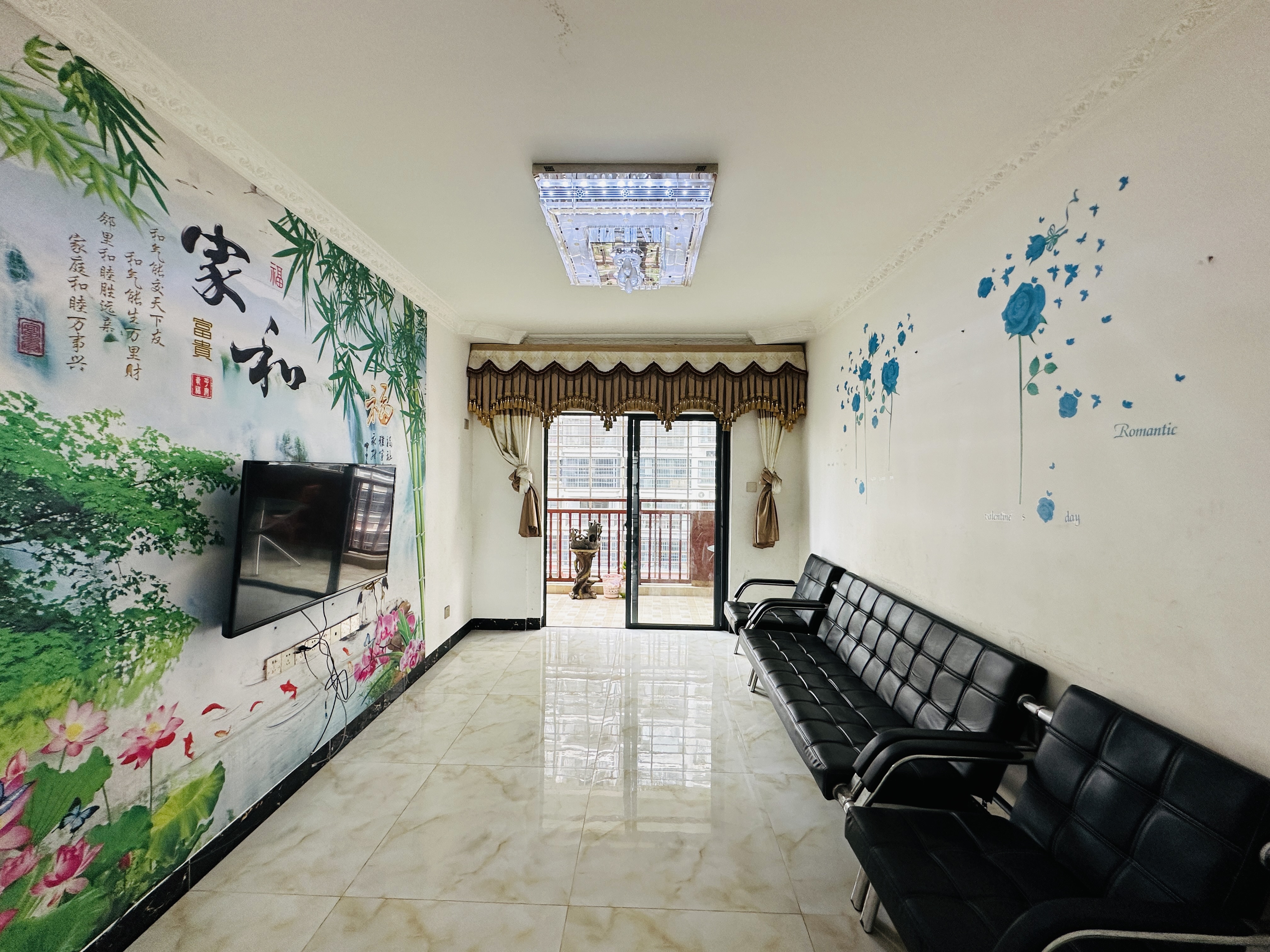 家顺花园 3室2厅2卫 157.97万 家顺花园 3室2厅2卫 157.97万客厅