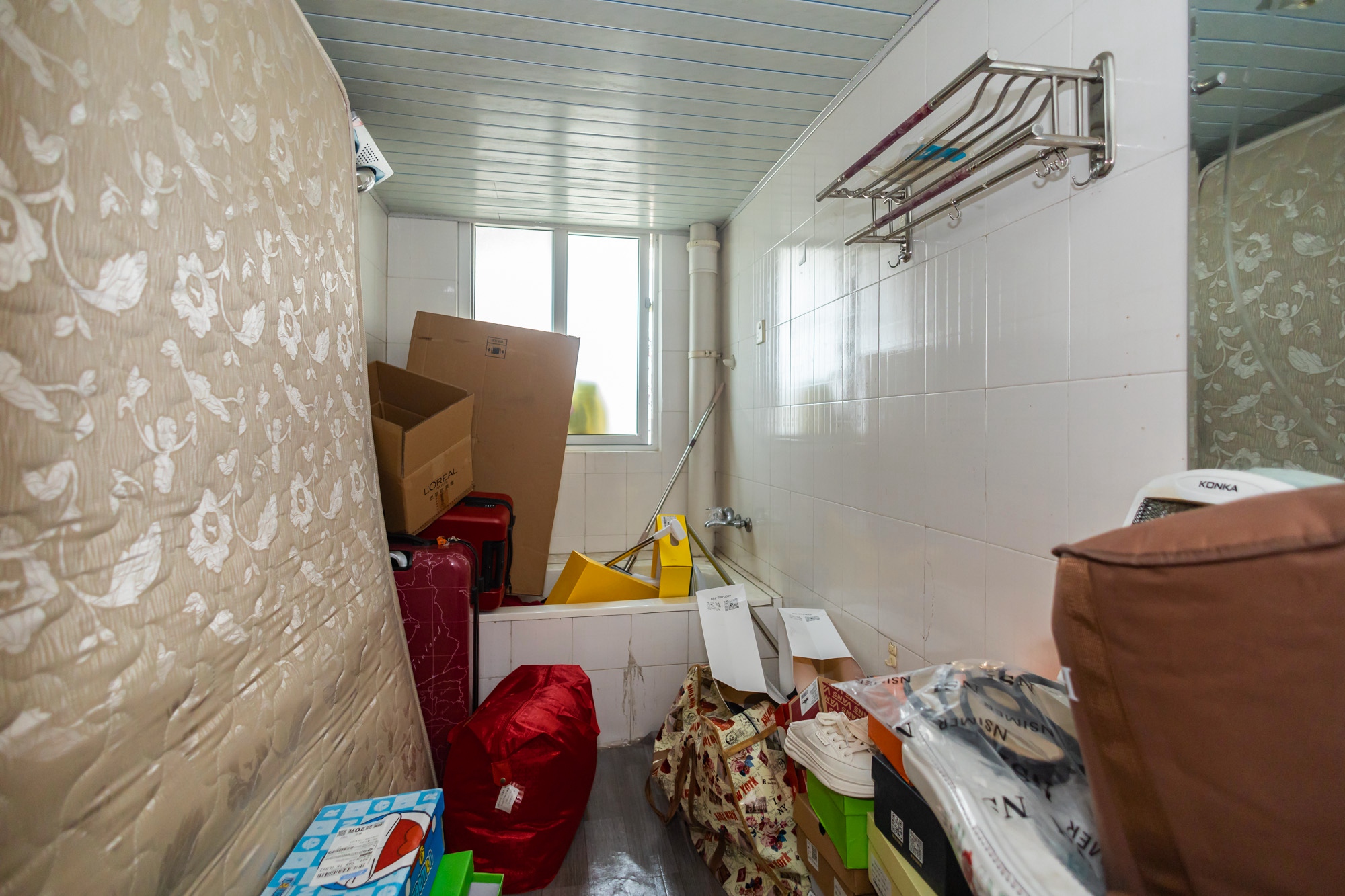 晶华美地 3室2厅1卫 58.0万 晶华美地 3室2厅1卫 58.0万卫生间