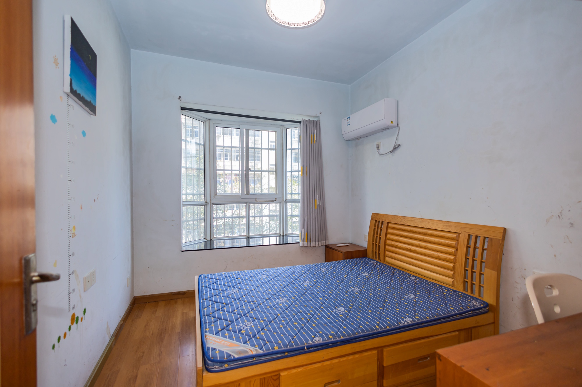 未来现代城 3室2厅2卫 82.0万 未来现代城 3室2厅2卫 82.0万卧室