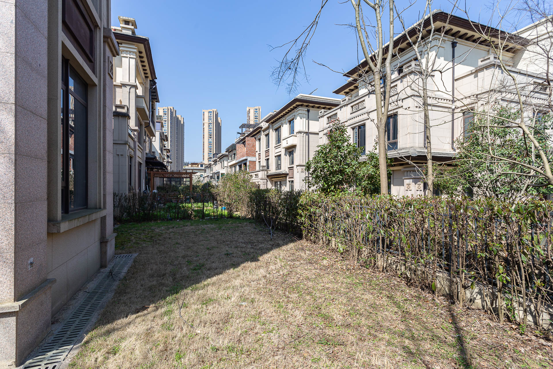 龙湖璟宸原著(龙湖紫宸)  6室2厅4卫    800.0万 龙湖璟宸原著(龙湖紫宸)  6室2厅4卫    800.0万其他