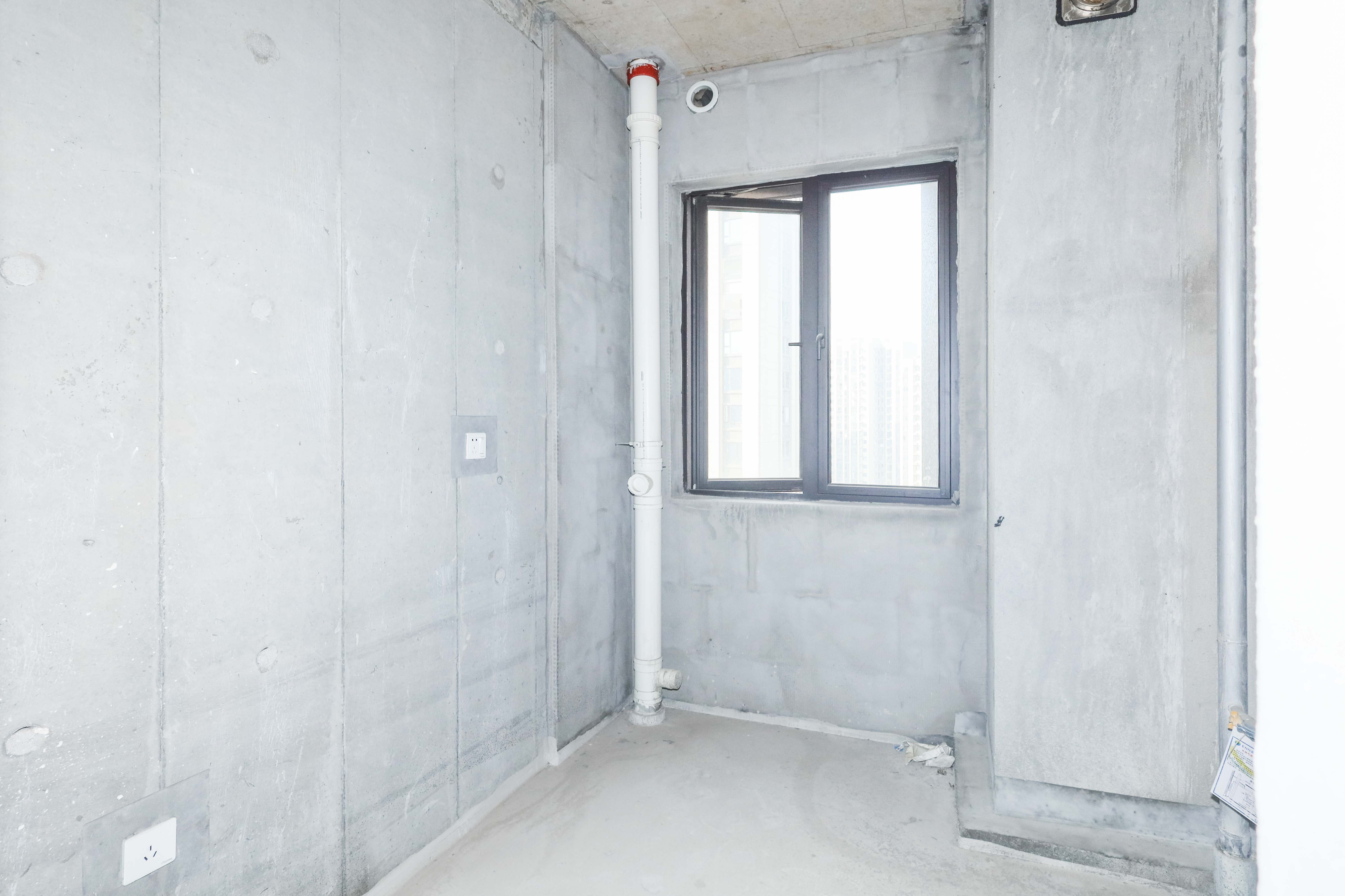 建发央著  4室2厅2卫   223.00万厨房