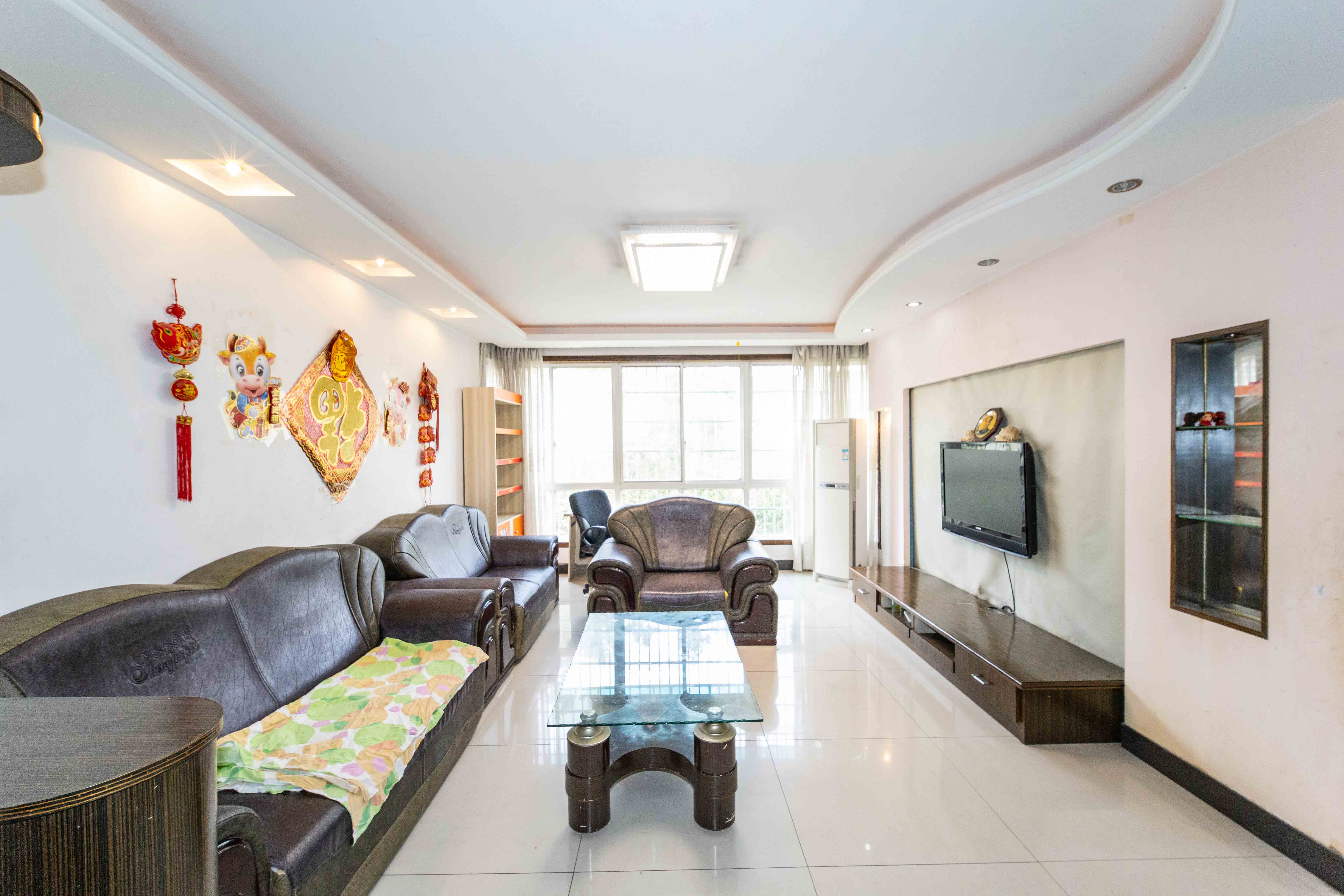 中星苑  3室2厅2卫    75.0万 中星苑  3室2厅2卫    75.0万客厅