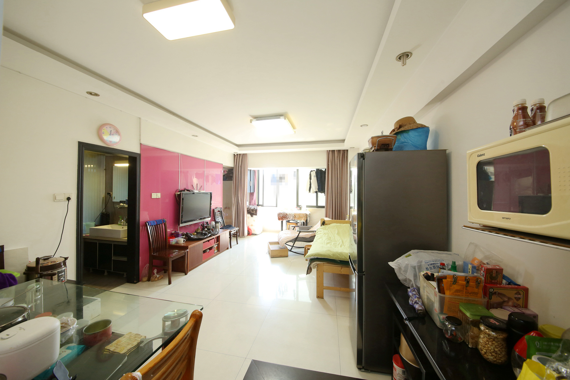 嘉顿新天地  1室1厅1卫    60.0万客厅