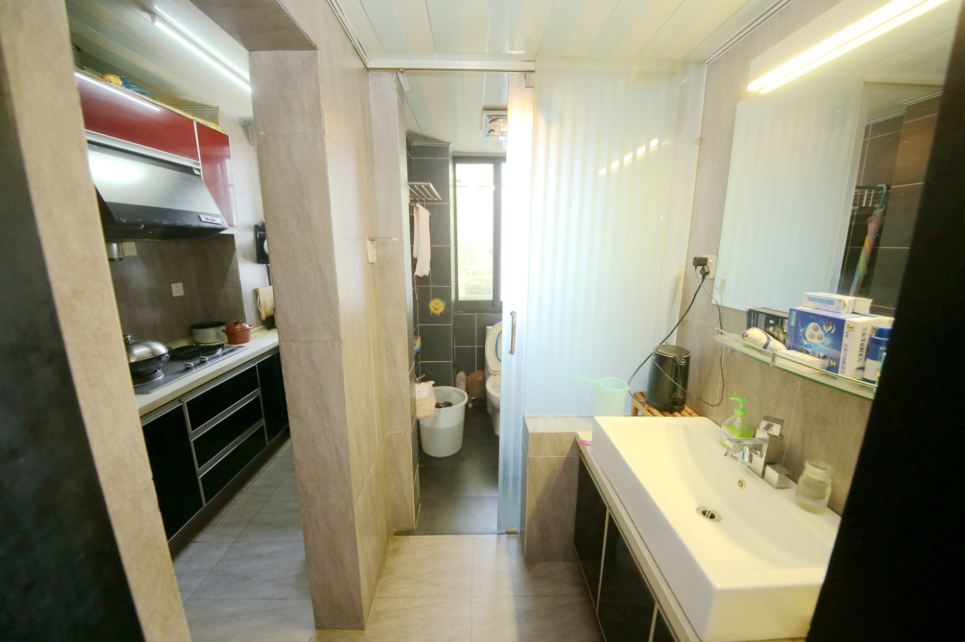 嘉顿新天地  1室1厅1卫    60.0万卫生间