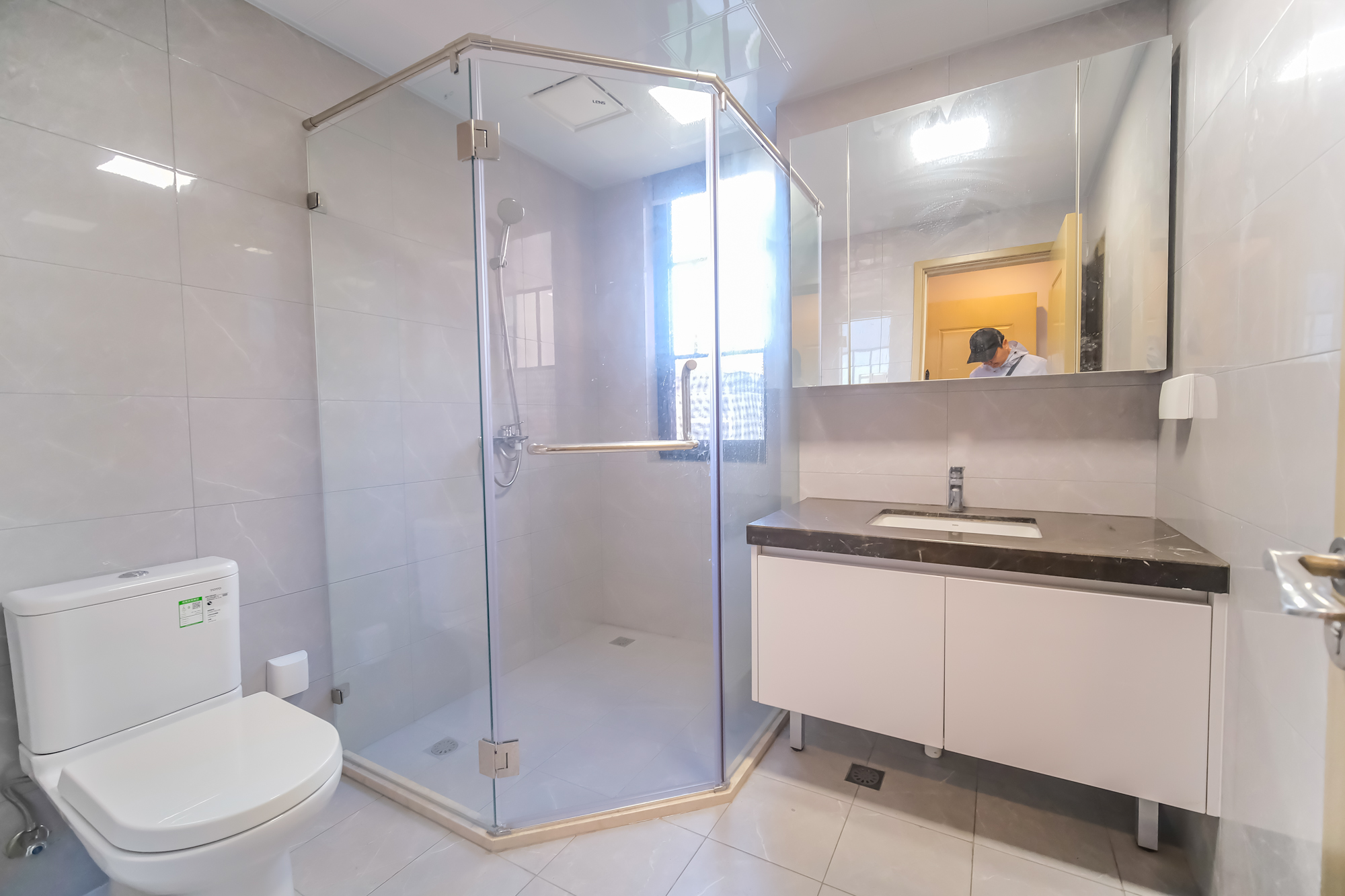 运达锦绣广场  3室1厅2卫    166.0万 运达锦绣广场  3室1厅2卫    166.0万卫生间